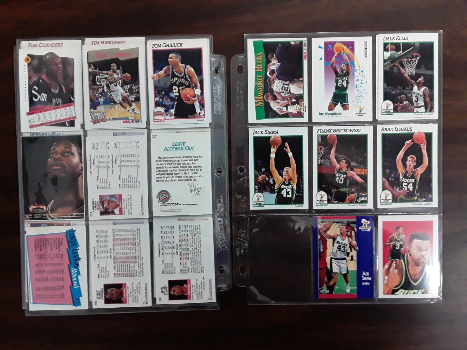 Basketball Trading Cards 31 Ultra Pro sheets full 300 random cards G+ 240403