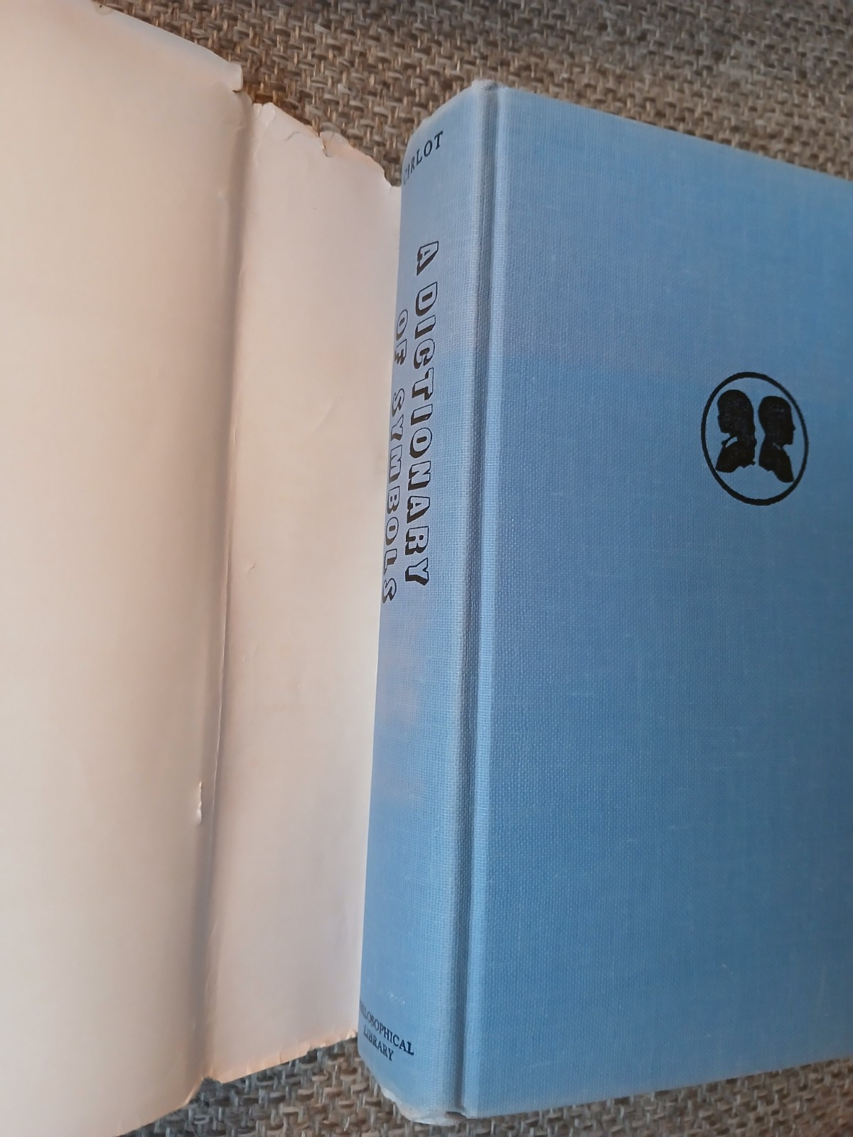 A Dictionary of Symbols J.E. Cirlot HC DJ 1962 Philosophical Library