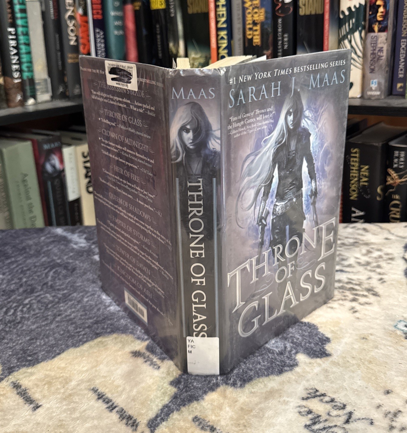 Throne of Glass – Sarah J Maas (Hardcover) Late Print, Original Cover, Ex-Lib.
