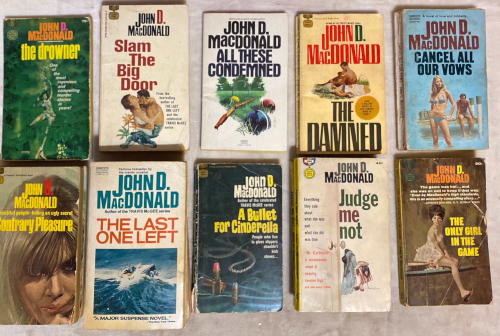 Travis McGee/JOHN D MACDONALD BUY AS MANY ROUGH READERS (POOR) & GET $4.50 SHIP