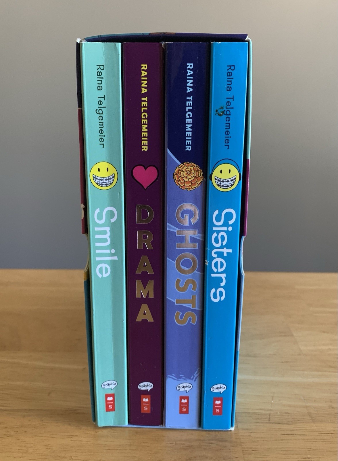 The Raina Telgemeier Collection 4 Book Box Set 2016