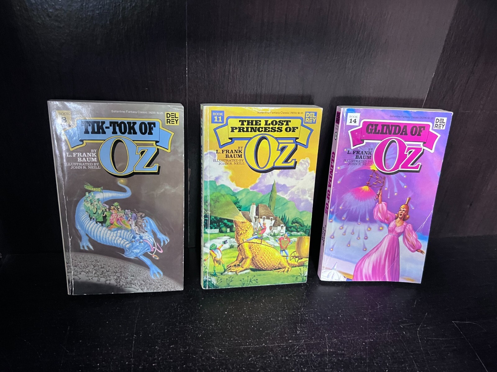 Lot 8 L. Frank Baum Wizard of Oz Del Rey PB ~Land of Oz, Ozma, Road to Oz~1-5++