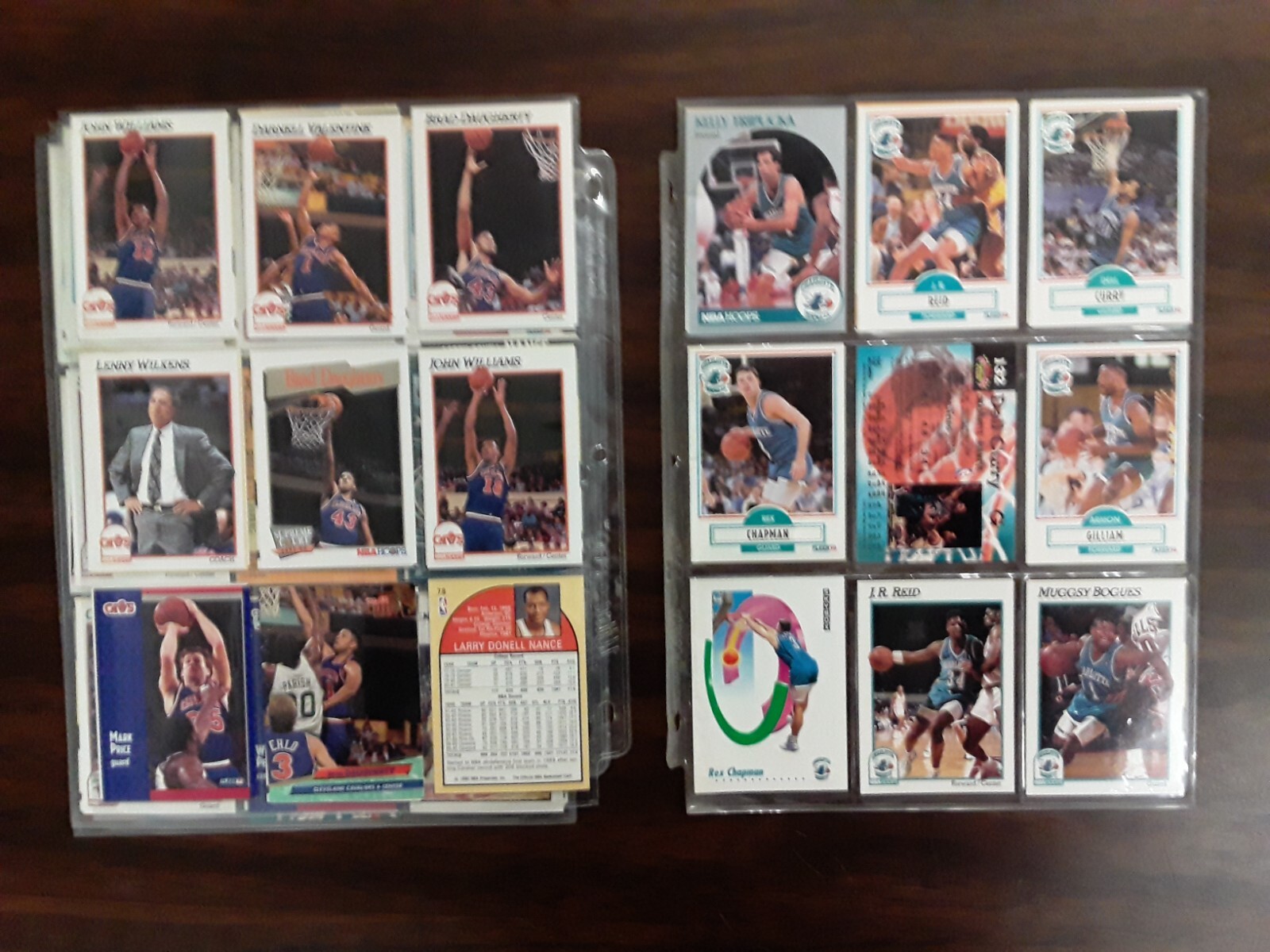 Basketball Trading Cards 31 Ultra Pro sheets full 300 random cards G+ 240403