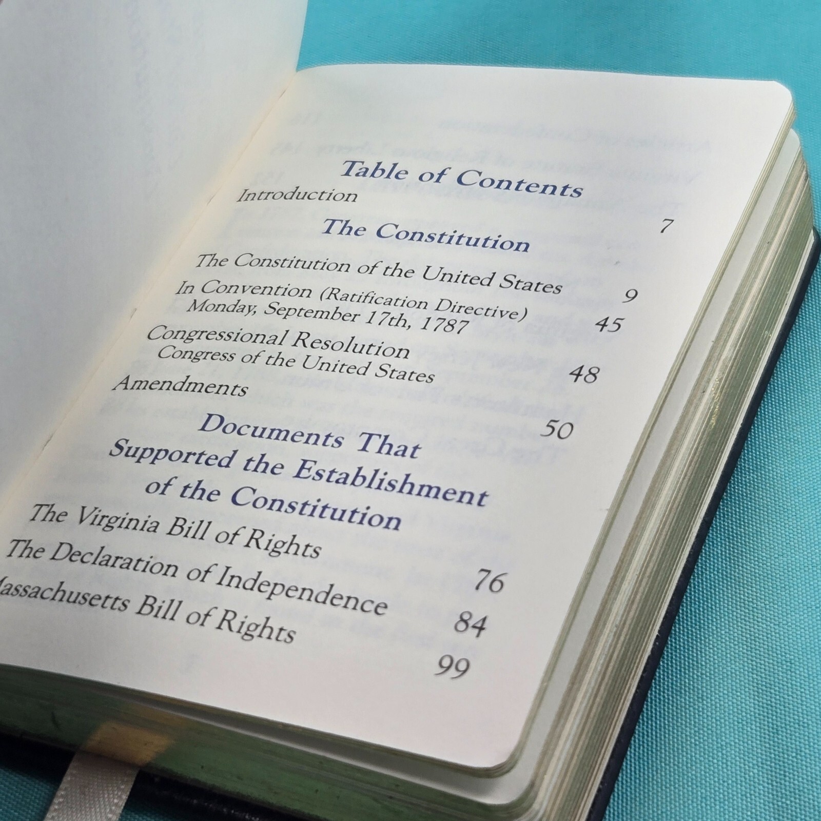 Luxury Leather U.S. Constitution – Pocket Size 2.5″ x 3.7″ Limited Gift Edition