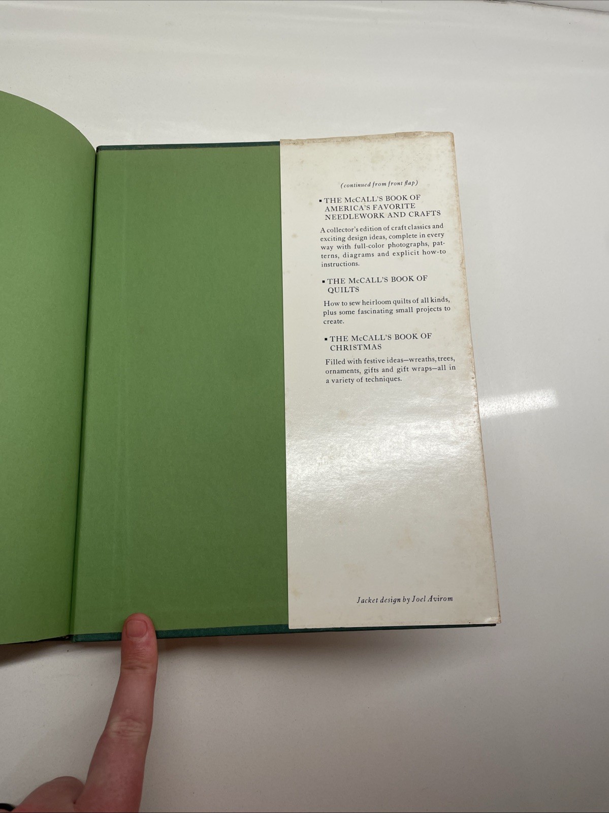 McCall’s Embroidery Book 287 pages 1976 Over 200 Ideas! Hardcover