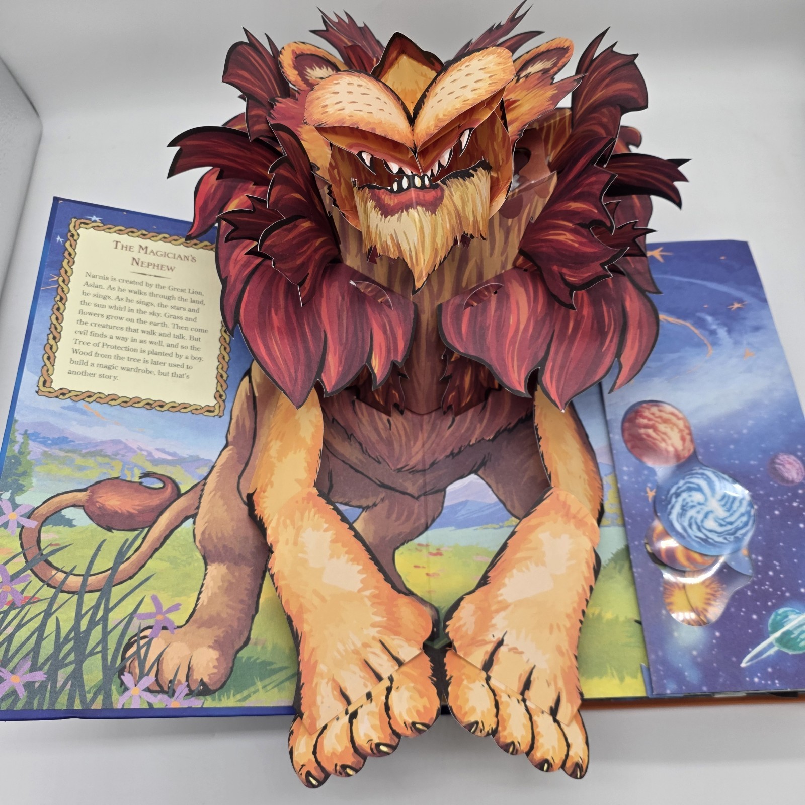The Chronicles Of Narnia Pop-Up Book C.S. Lewis Robert Sabuda 2007