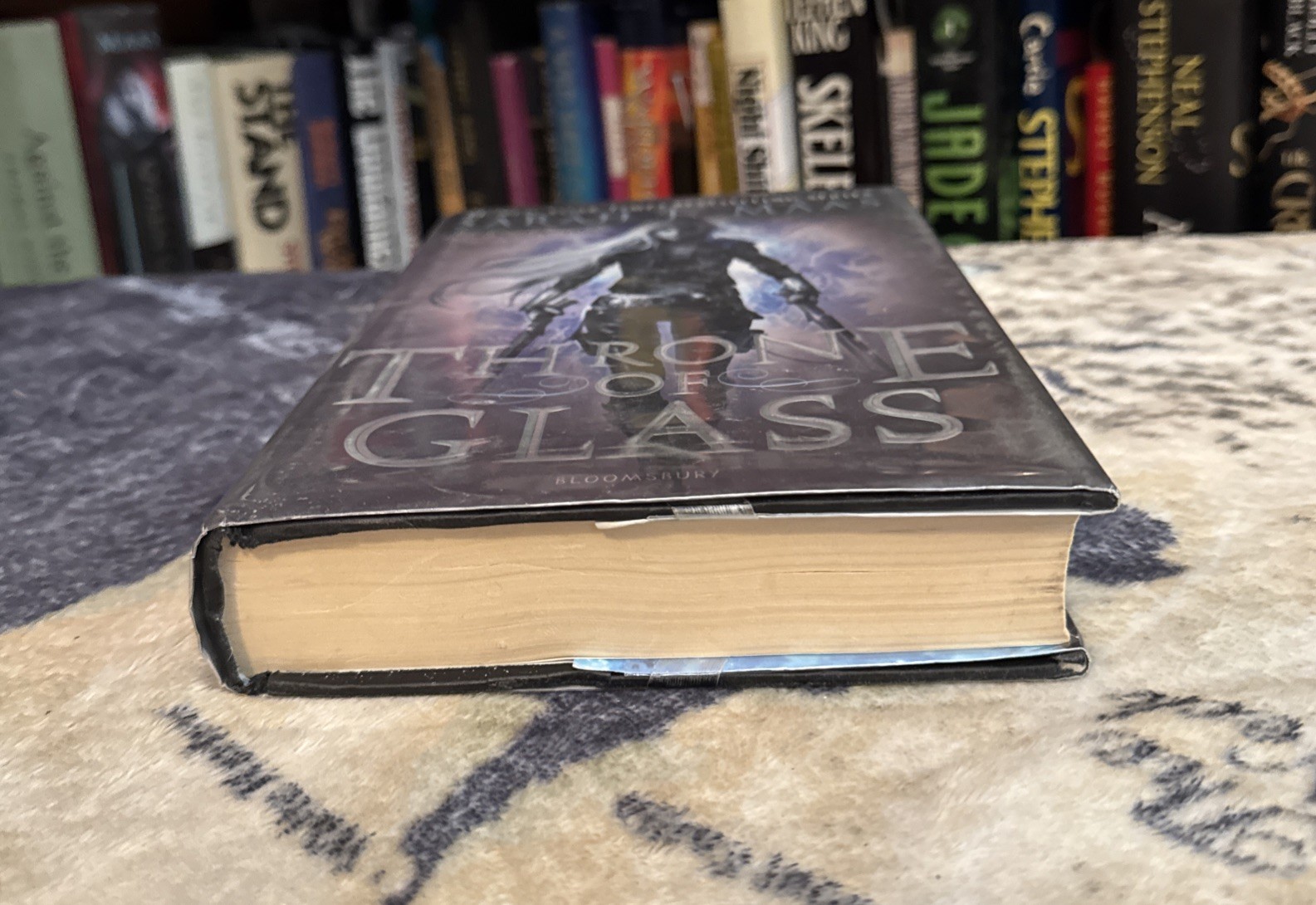 Throne of Glass – Sarah J Maas (Hardcover) Late Print, Original Cover, Ex-Lib.