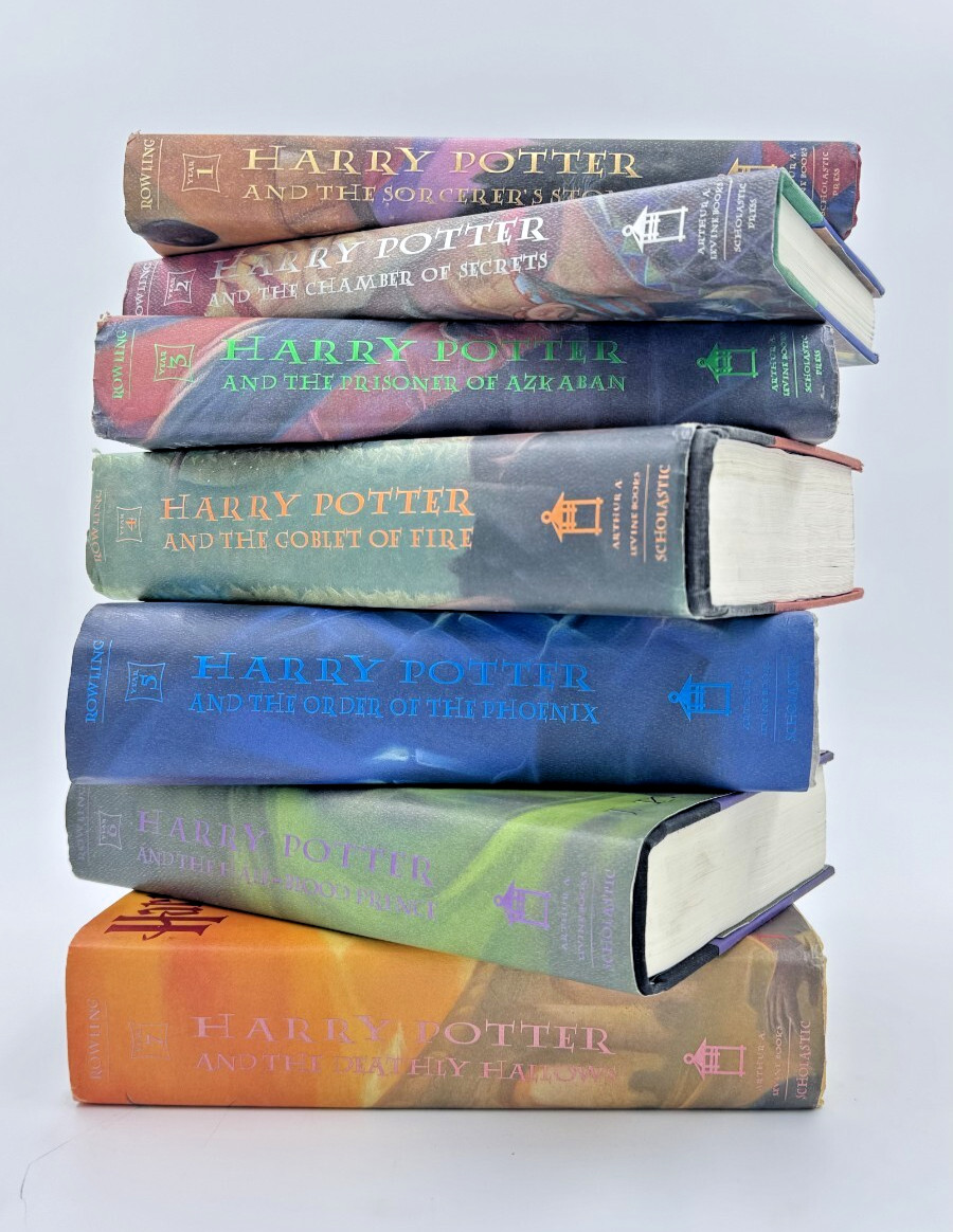 Harry Potter Hardcover Boxed Set: Books 1-7 plus bonus by J. K. Rowling…