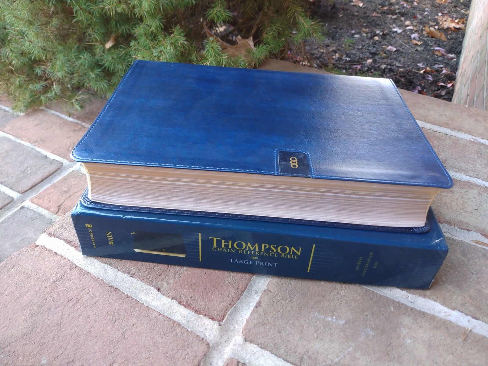 NIV Large Print Thompson Chain Reference Bible Navy~ Retails~89.99 Leathersoft