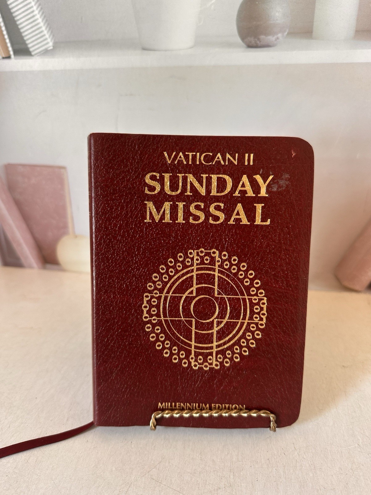 Vatican II Sunday Missal 2001 Red Soft Leather Millennium Edition