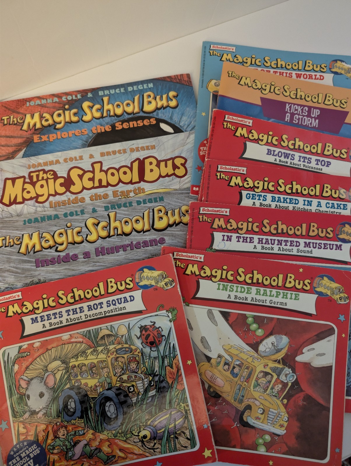 Scholastic The Magic School Bus Book Lot Ages 4-8 Science Joanna Cole Education