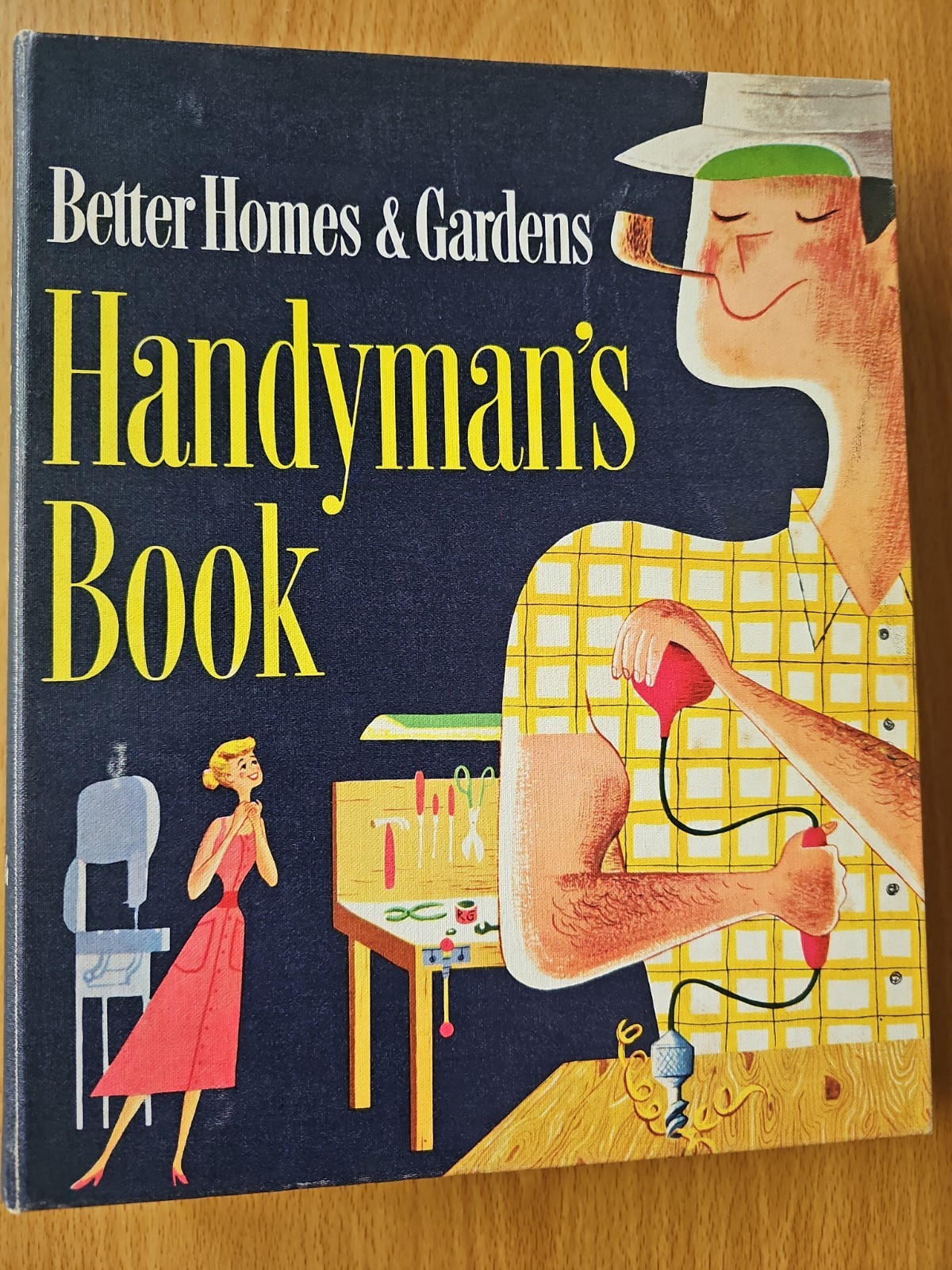Better Homes & Gardens Handyman’s Book 5 Ring Binder 400 pages 1957 Fix It