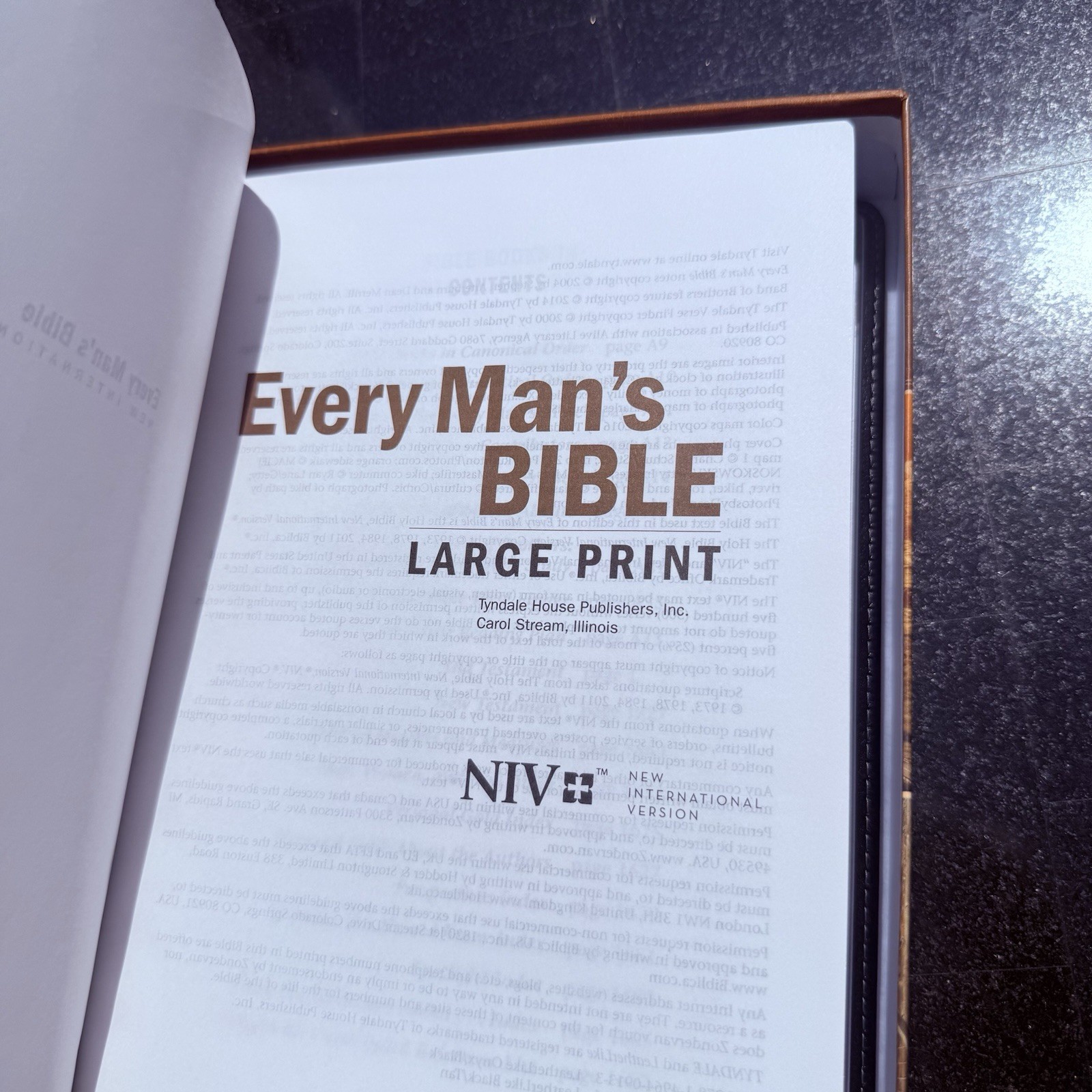 Every Man’s Bible by Tyndale (2015, Imitation Leather)