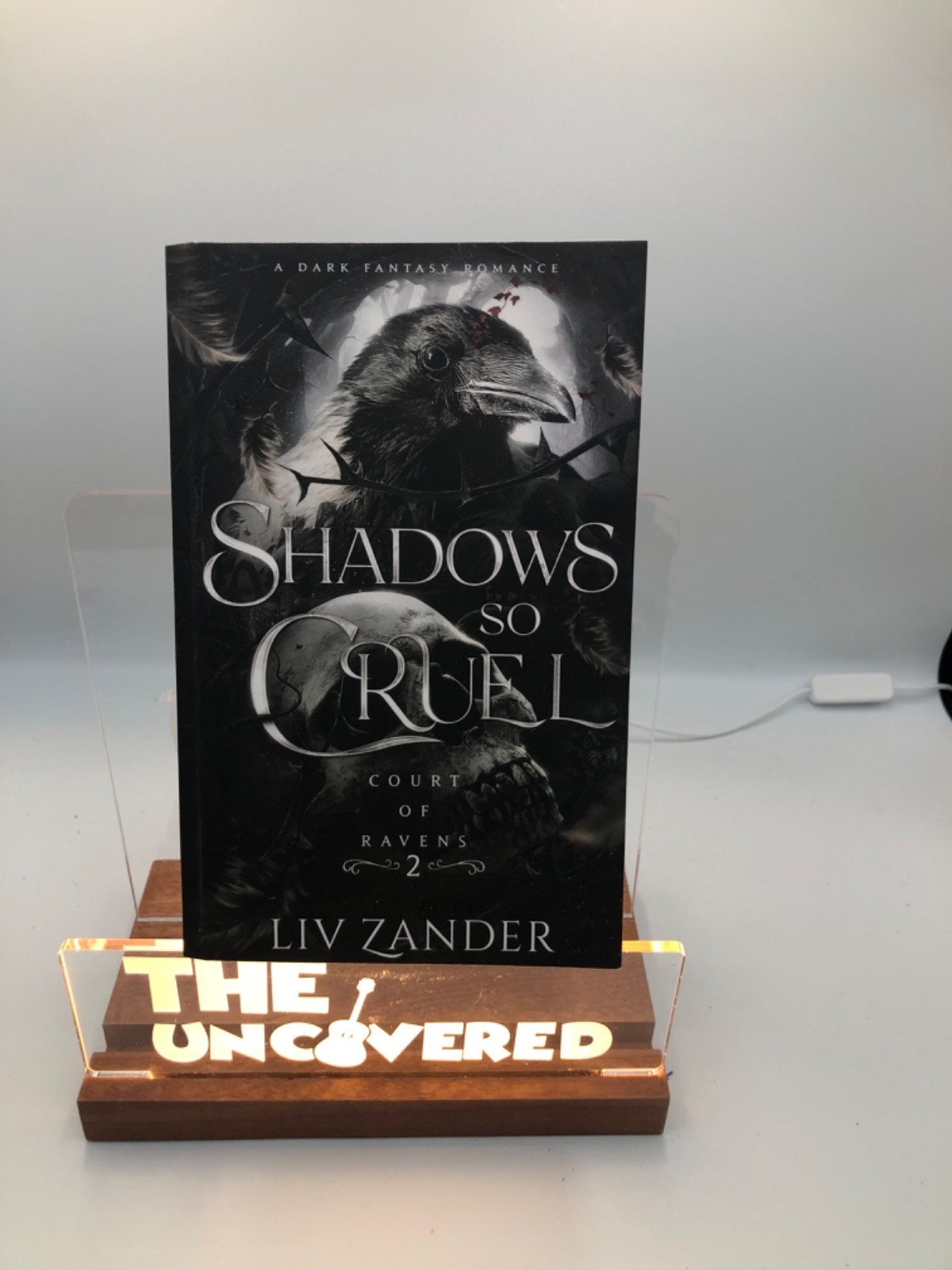 Shadows so Cruel: A Dark Fantasy Romance (Court of Ravens), Zander, Liv, New Boo