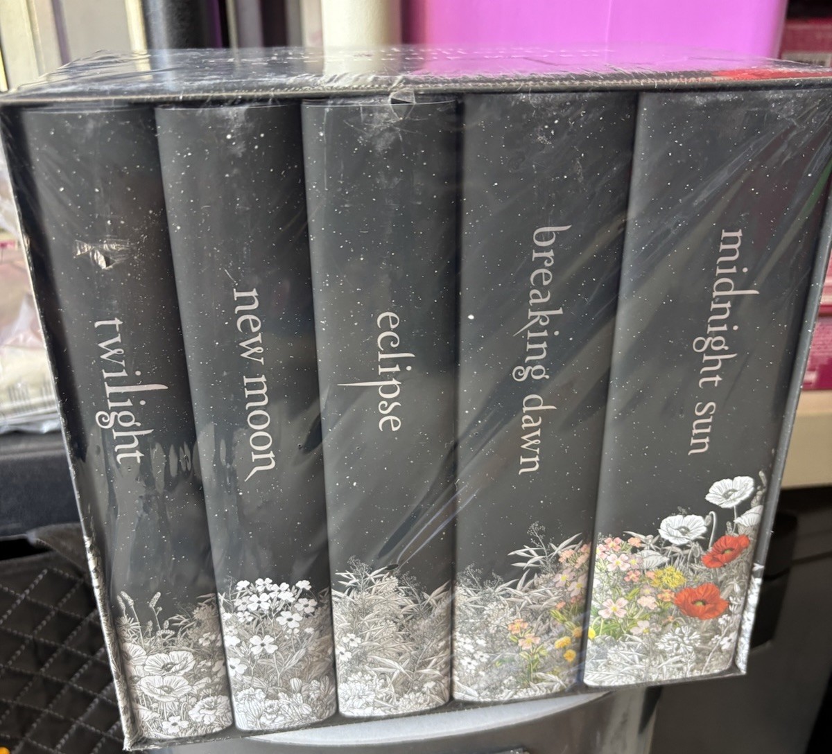 Brand New The Twilight Saga Deluxe Hardcover Collection -Hardcover