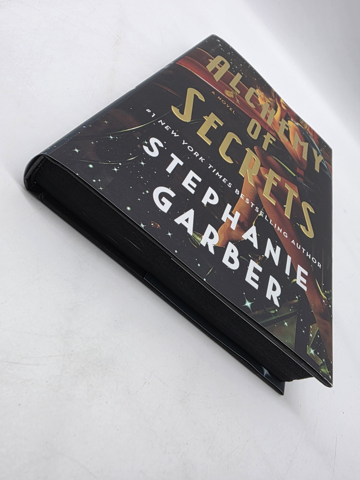 NEW 2025 • 1st ed HBDJ BOOK • ALCHEMY OF SECRETS stephanie garber