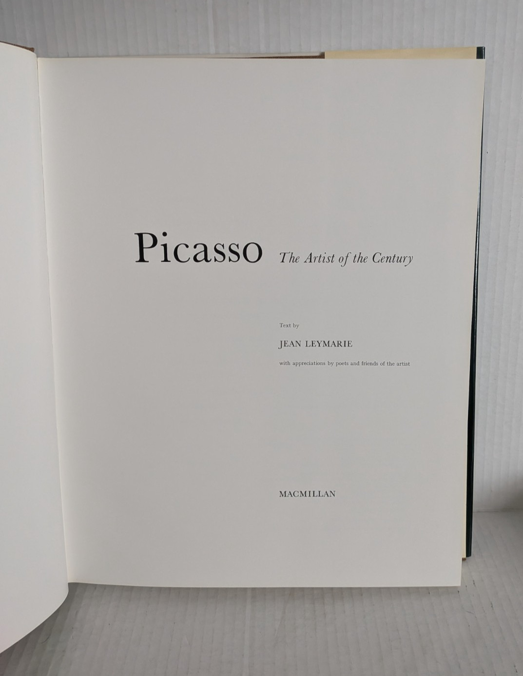 PICASSO: THE ARTIST OF THE CENTURY By Jean Leymarie – Hardcover 1976 HC/DJ
