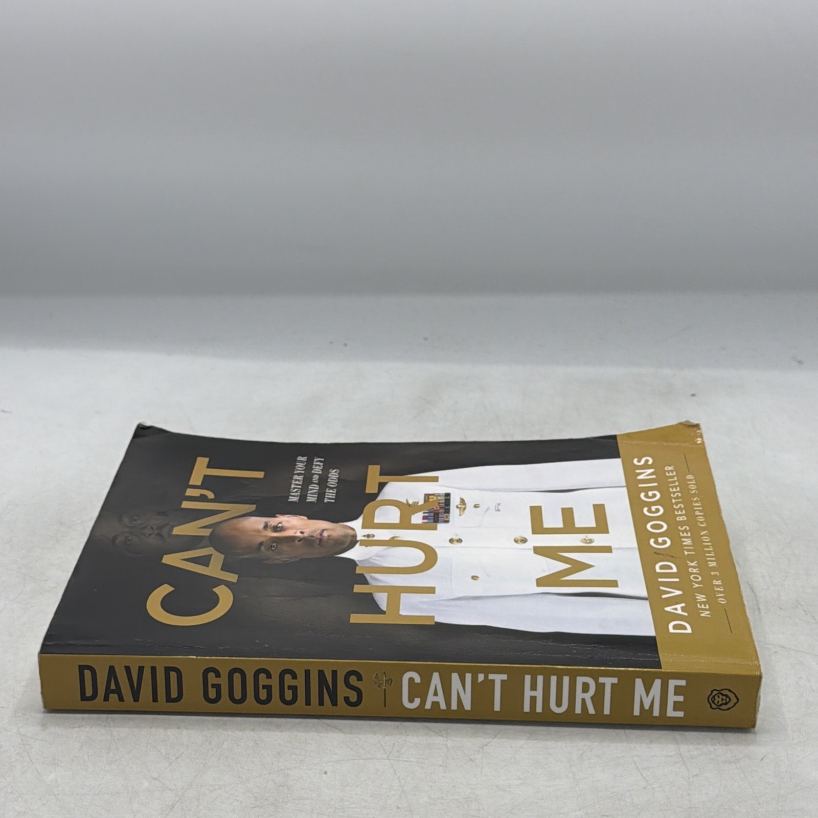 Can’t Hurt Me : Master Your Mind and Defy the Odds by David Goggins Paperback