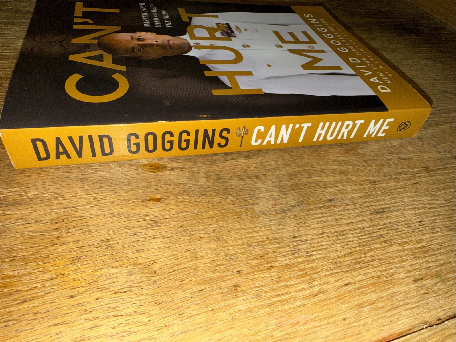 Can’t Hurt Me : Master Your Mind and Defy the Odds by David Goggins – Very Good+