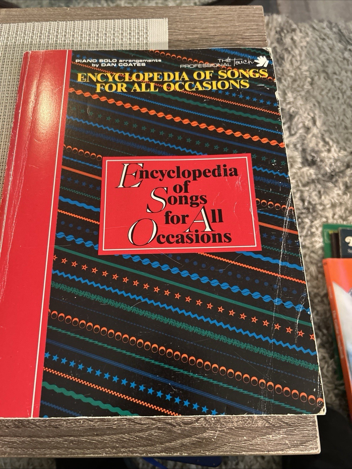 Dan Coates Encyclopedia of songs for all occasions vintage soft cover 160 pages