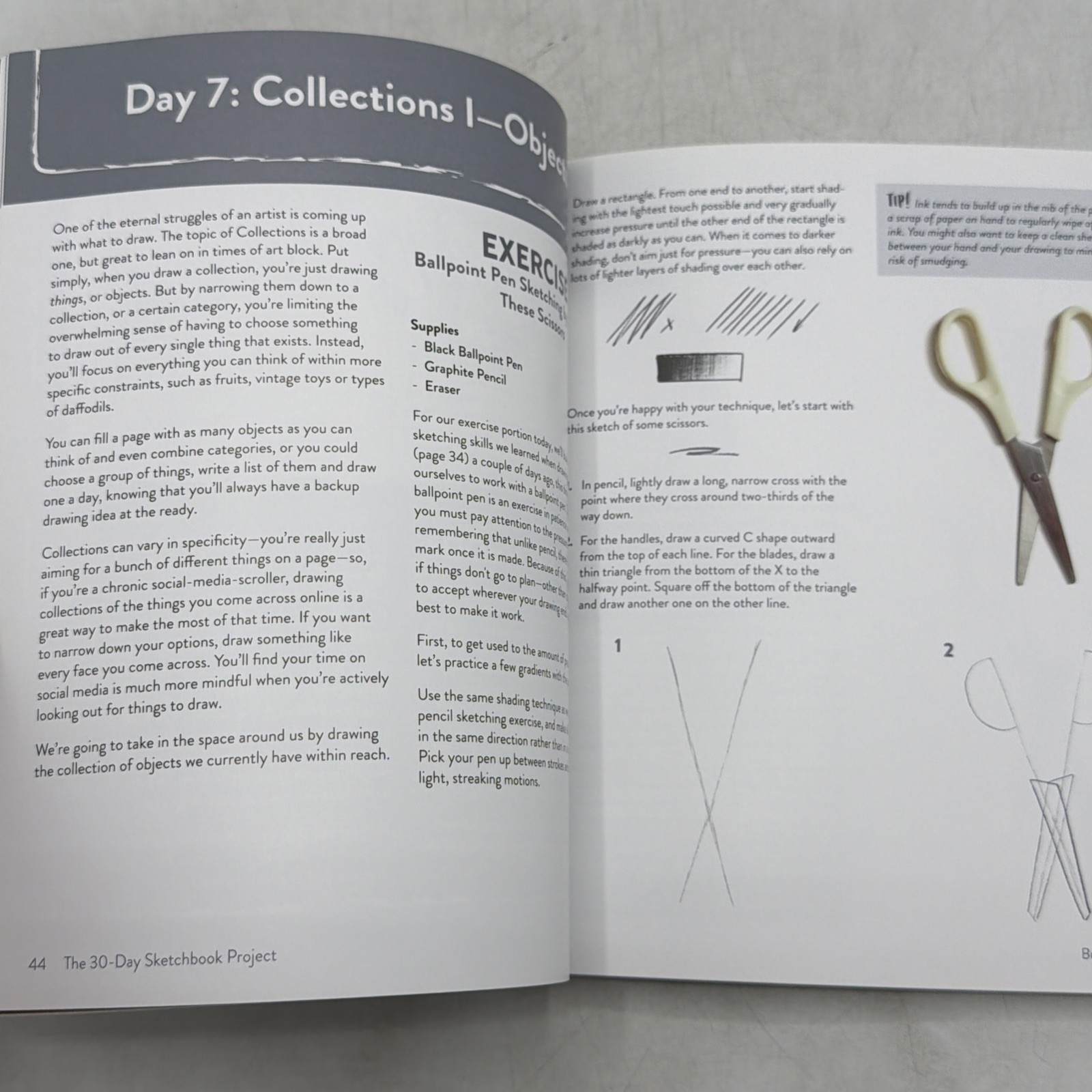 The 30-Day Sketchbook Project: Daily Exercises and Prompts to Fill Pages,: Used