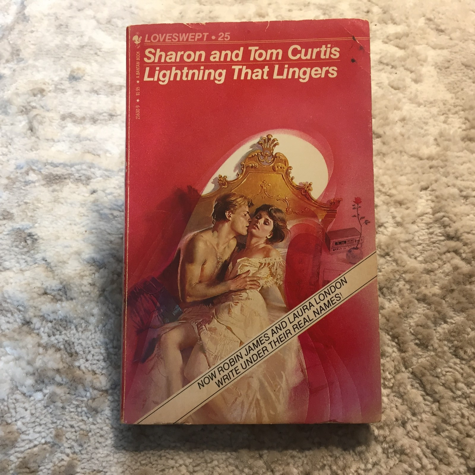 Lightning That Lingers Sharon And Tom Curtis 1983 Bantam Books Romance Book