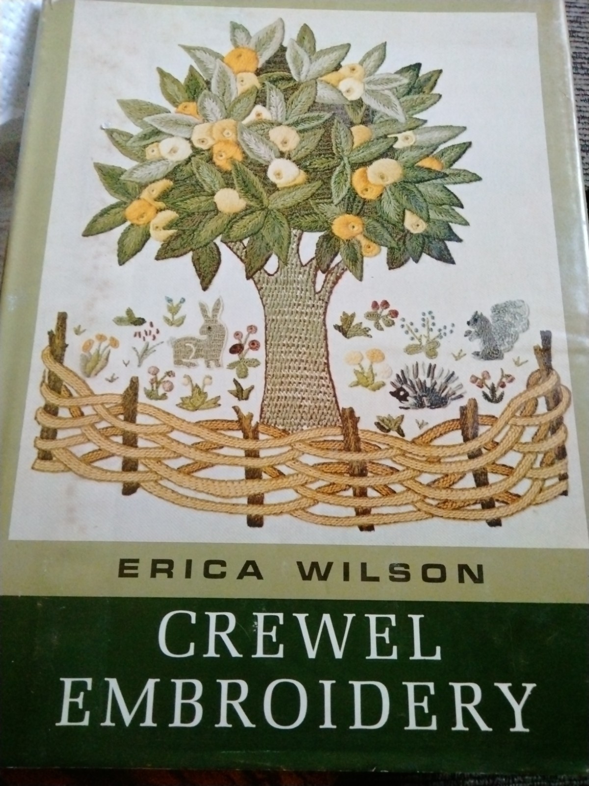 Crewel Embroidery By Erica Wilson — Hardcover 1962 –