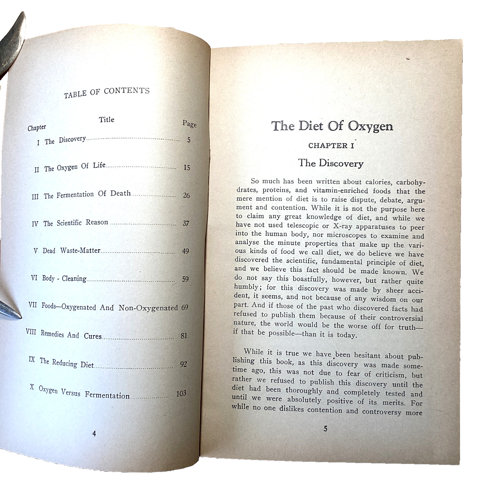 The Diet of Oxygen, E. T. Tennyson, A Harvest Publication, 1956, 110 pages