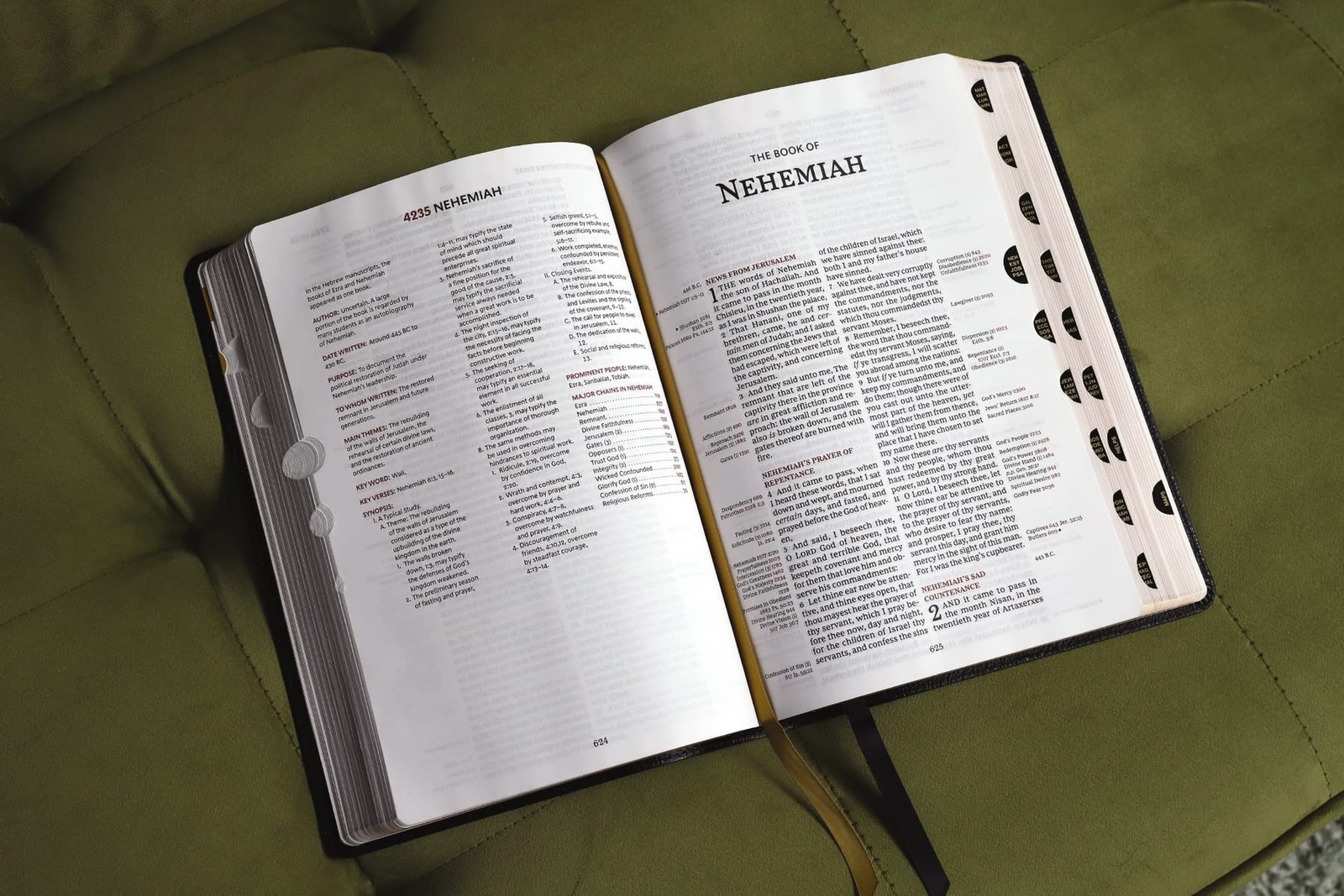 KJV, Thompson Chain-Reference Bible, Large Print, Bonded Leather, Black, Red …