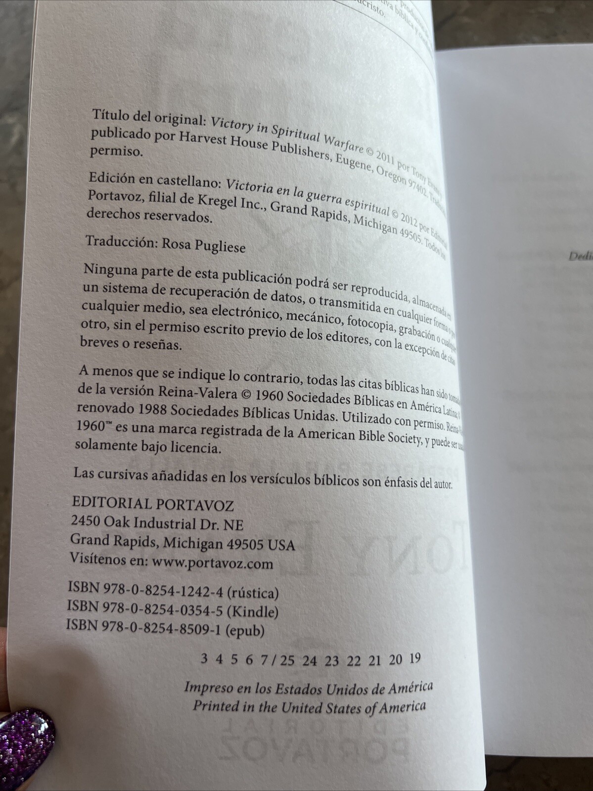 Victoria En La Guerra Espiritual: Paperback By Tony Evans
