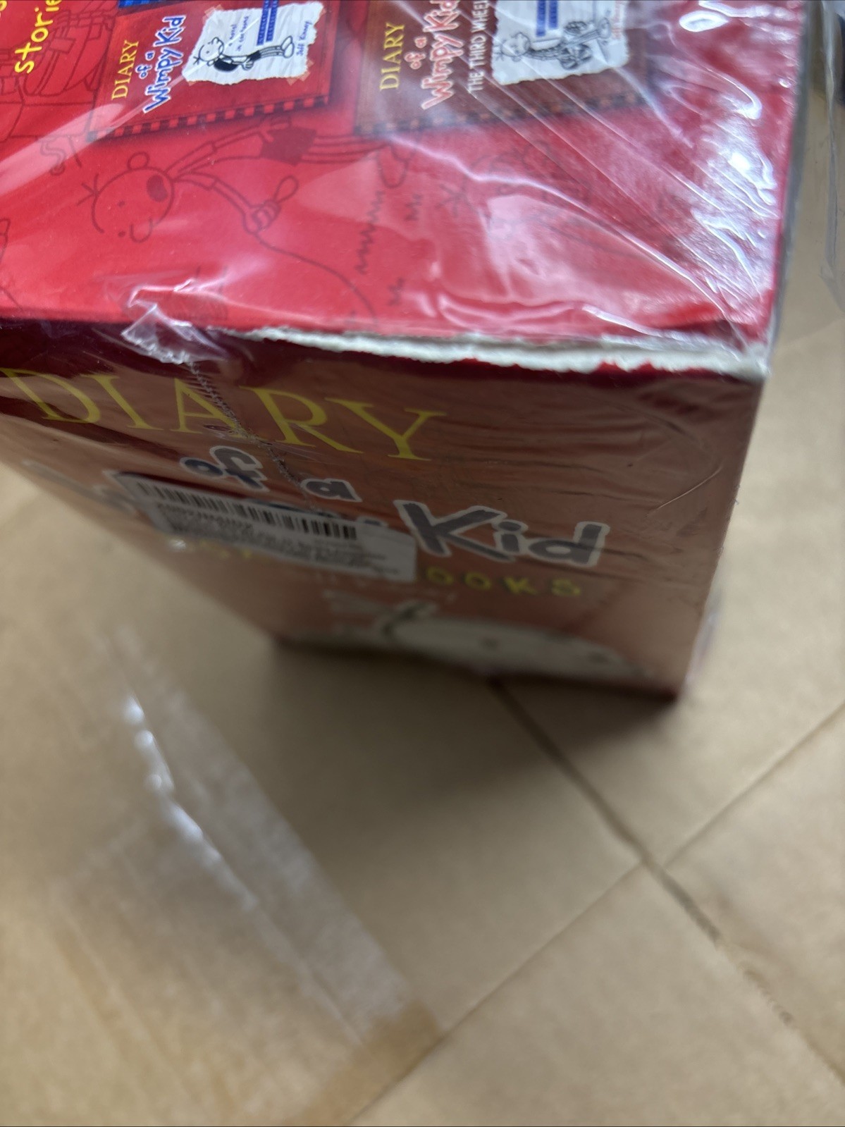 Jeff Kinney Diary of a Wimpy Kid 1-16 Books Boxed Set, Complete Case Is Damaged