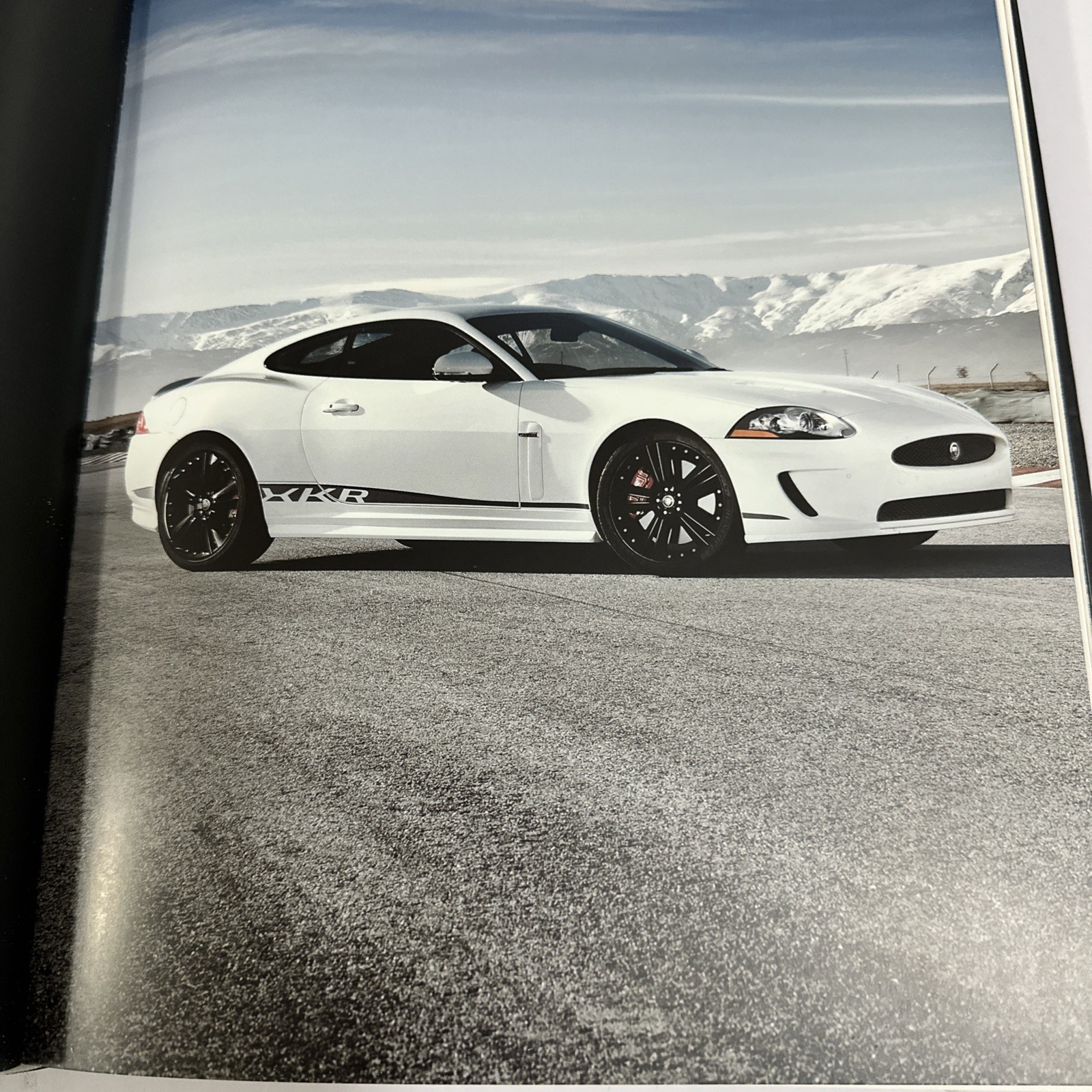 Luxury Toys for Men (German, English, French, Italian and Spanish Edition)