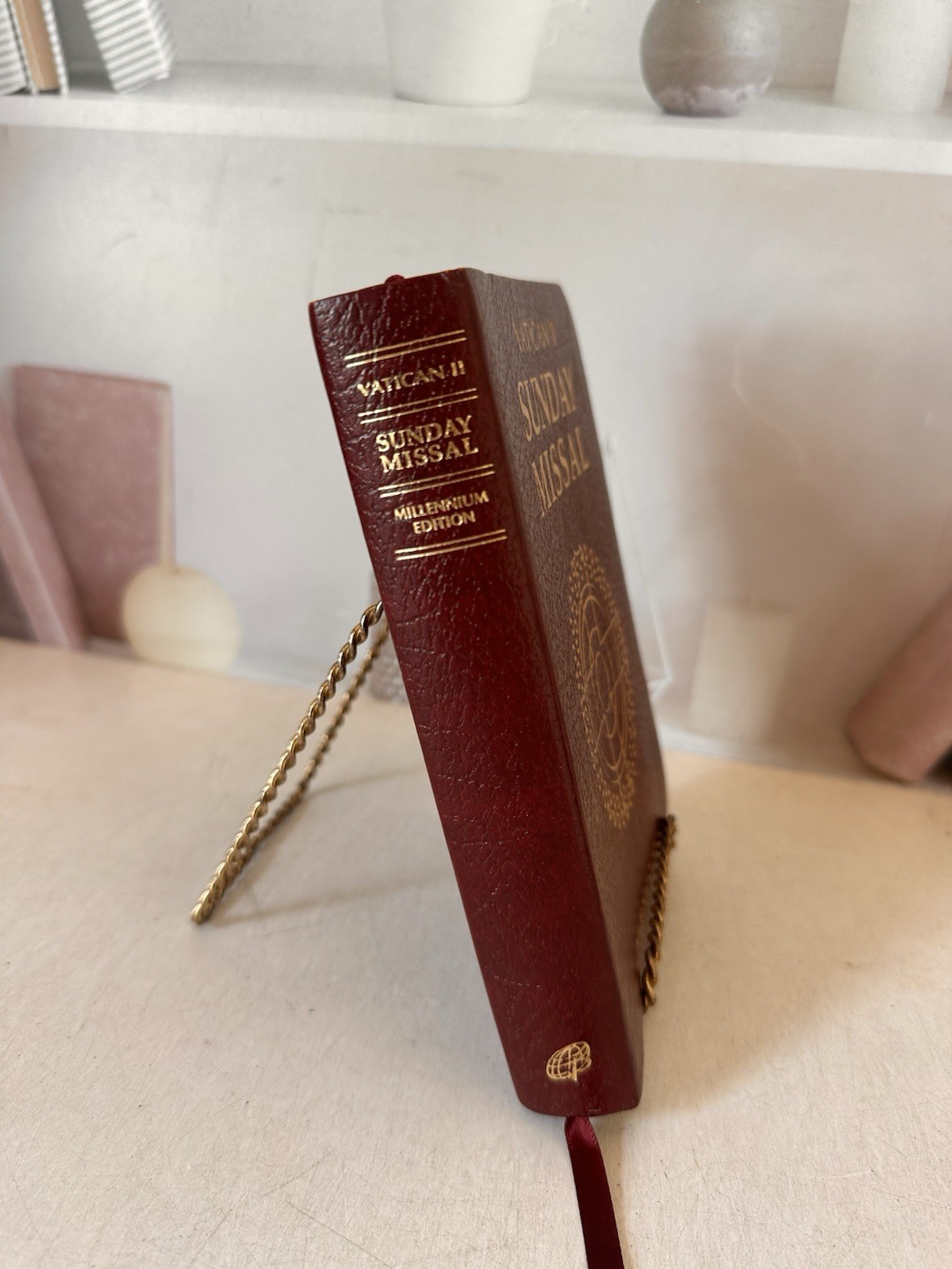Vatican II Sunday Missal 2001 Red Soft Leather Millennium Edition