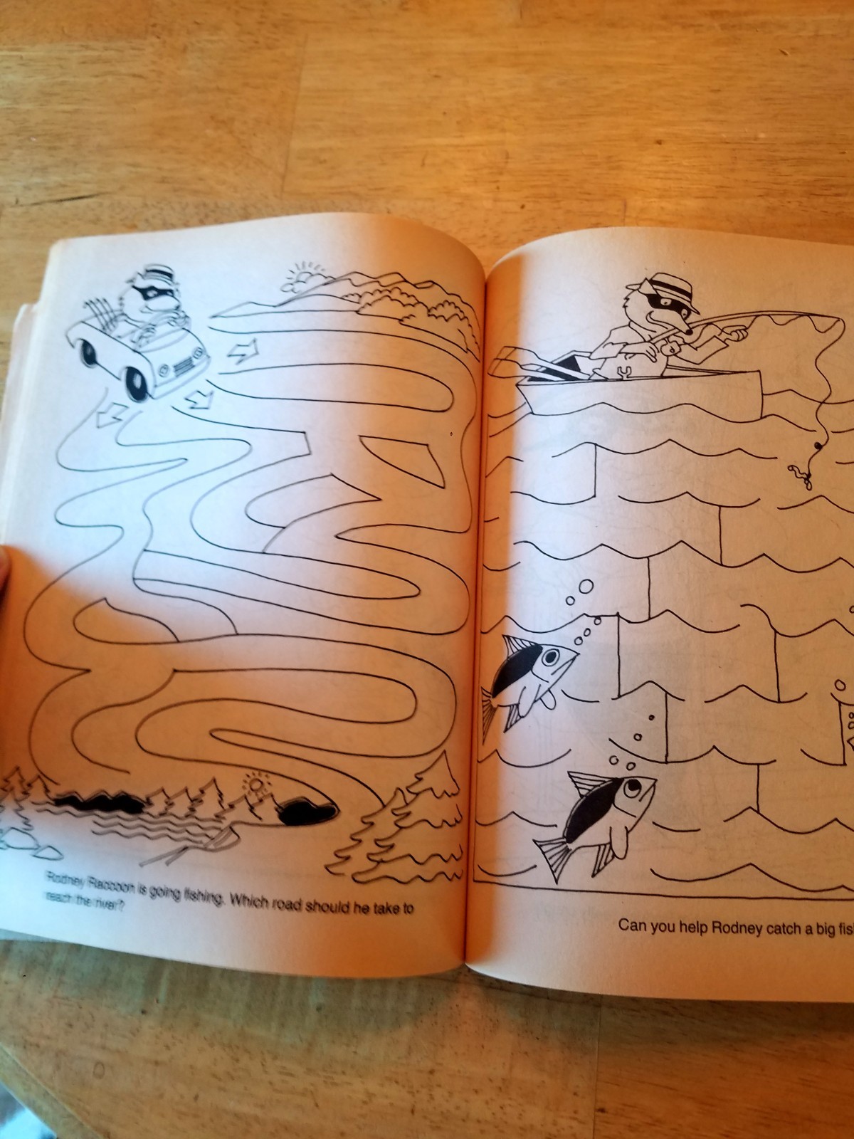 RAND McNALLY BEST TRAVEL ACTIVITY BOOK EVER 320 PAGES