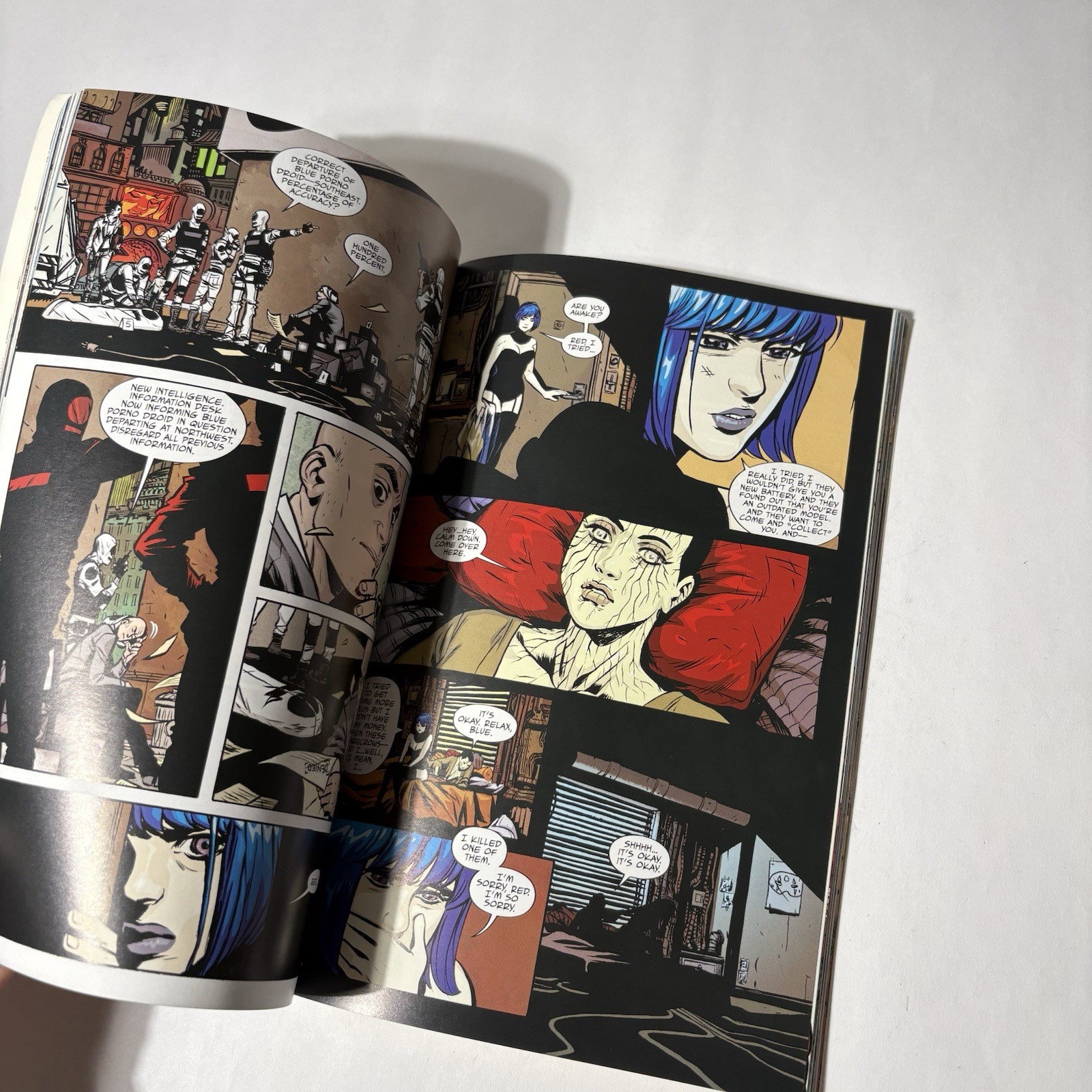 KILLJOYS – Brossurato – Panini Comics Gerard Way Simon Cloonan TPB