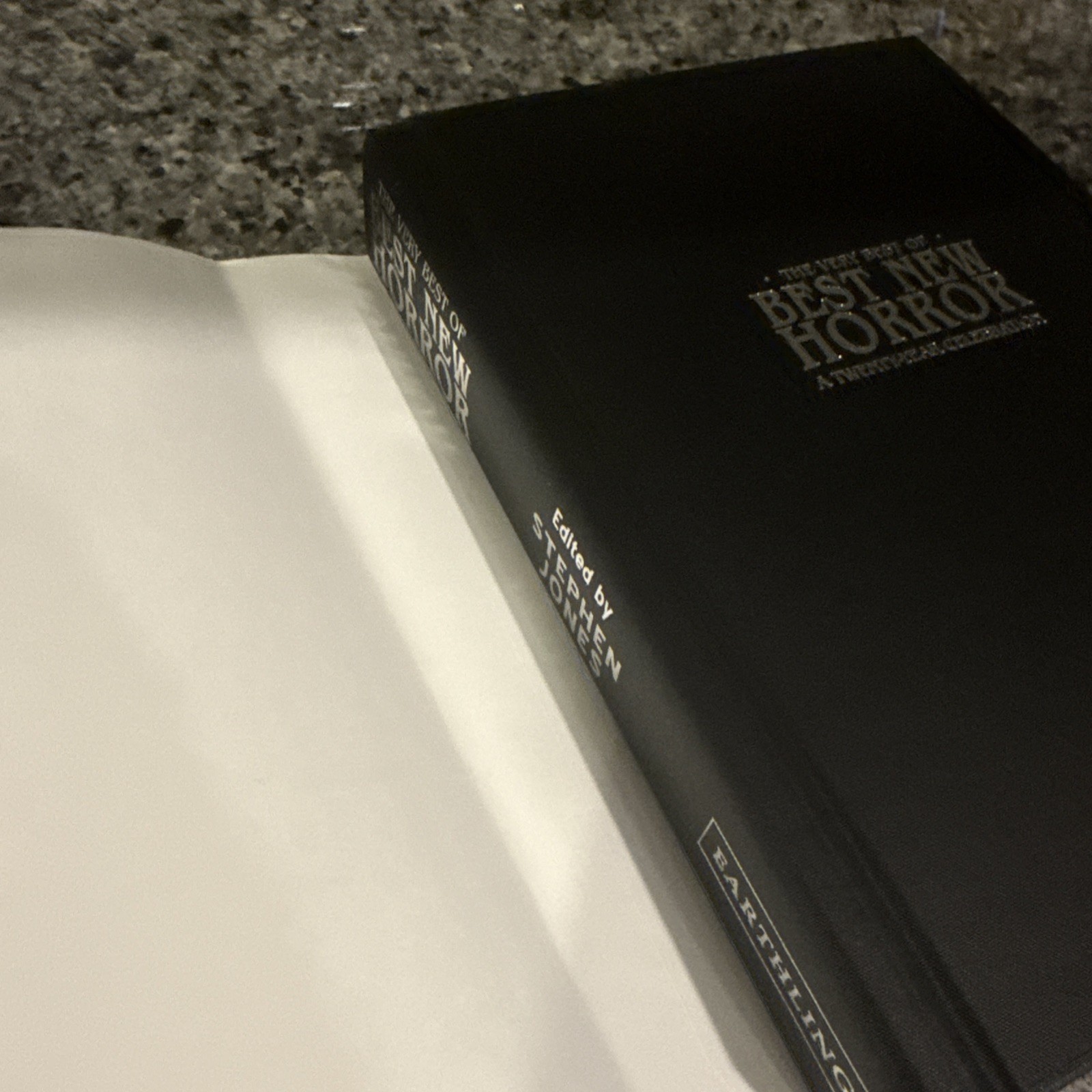 The Very Best of Best New Horror – Jones – Signed Limited 261/300 Earthling HCDJ