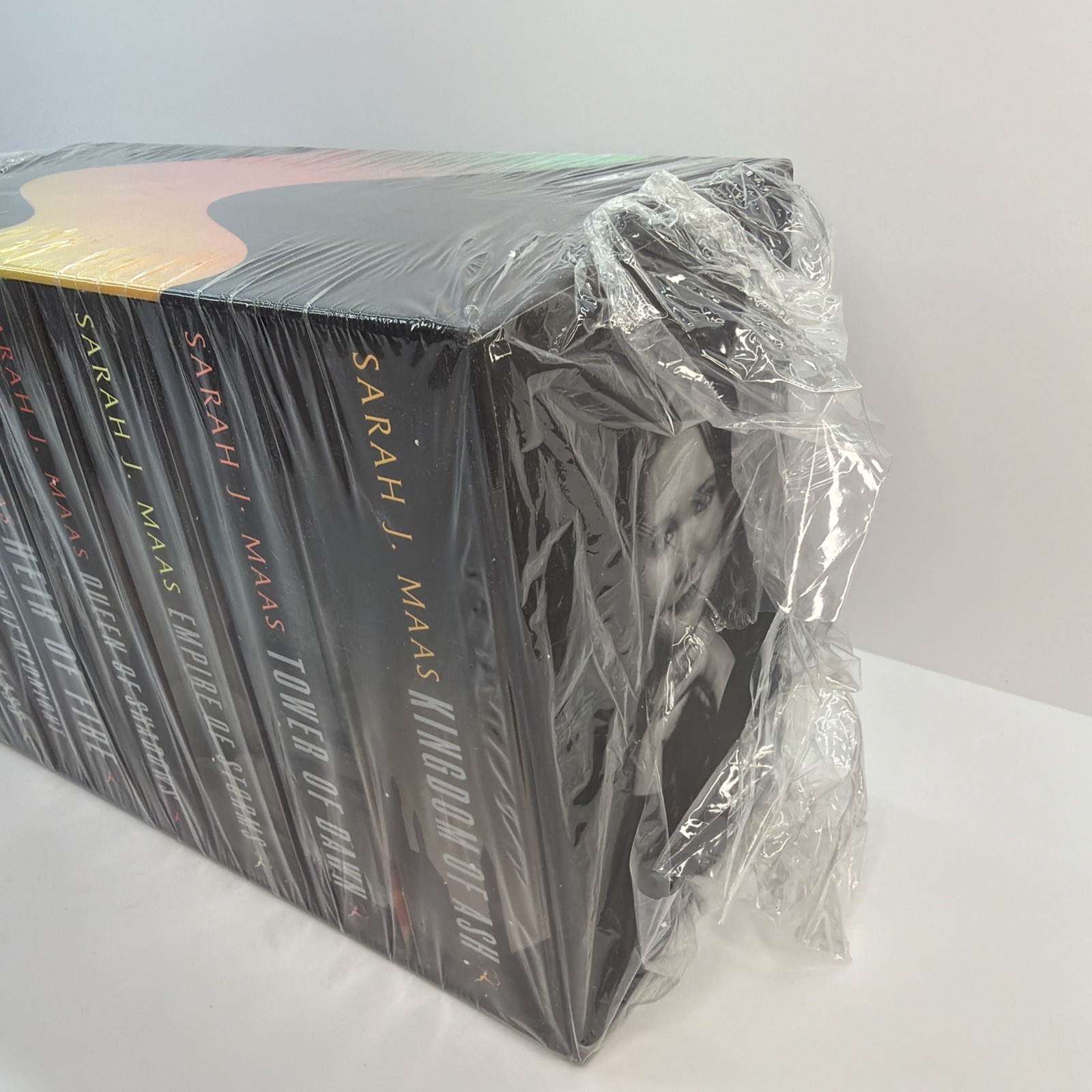 Throne of Glass Paperback Box Set by Sarah J. Maas (2024, Trade Paperback)