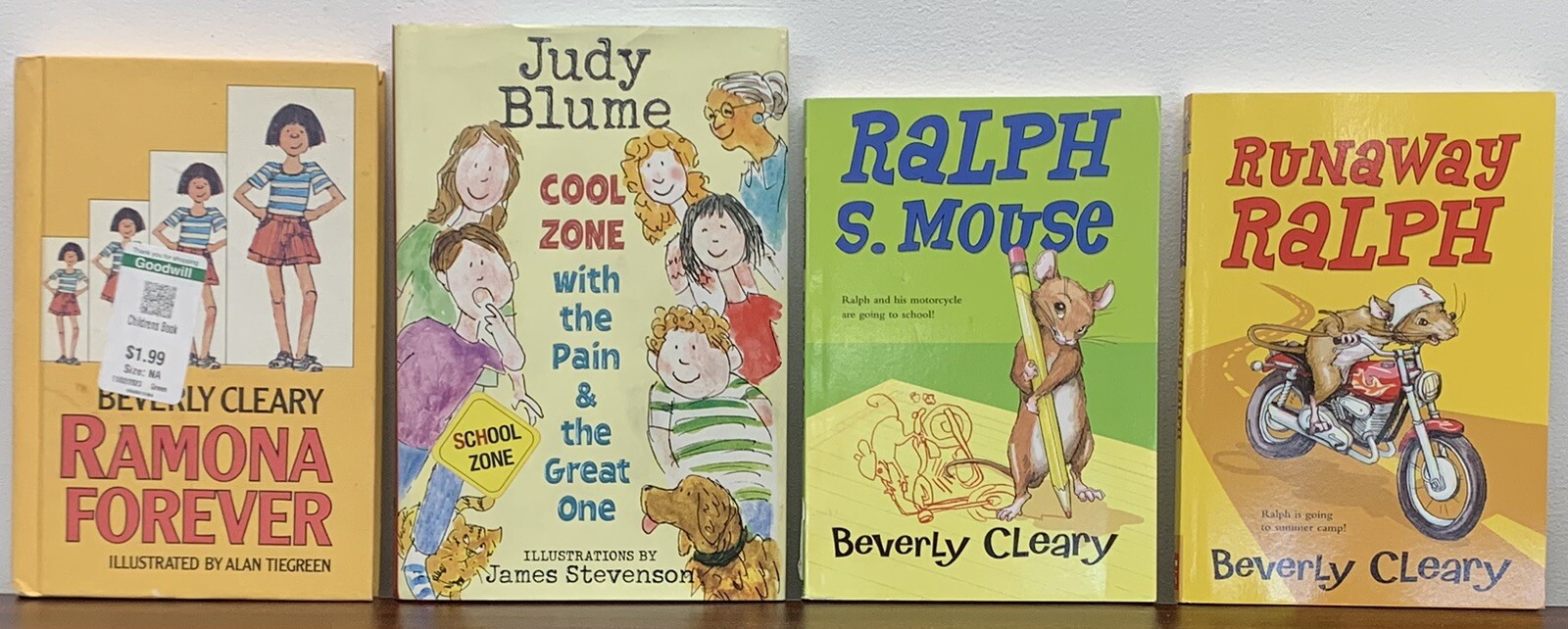 Lot Of 28 Judy Blume & Beverly Cleary