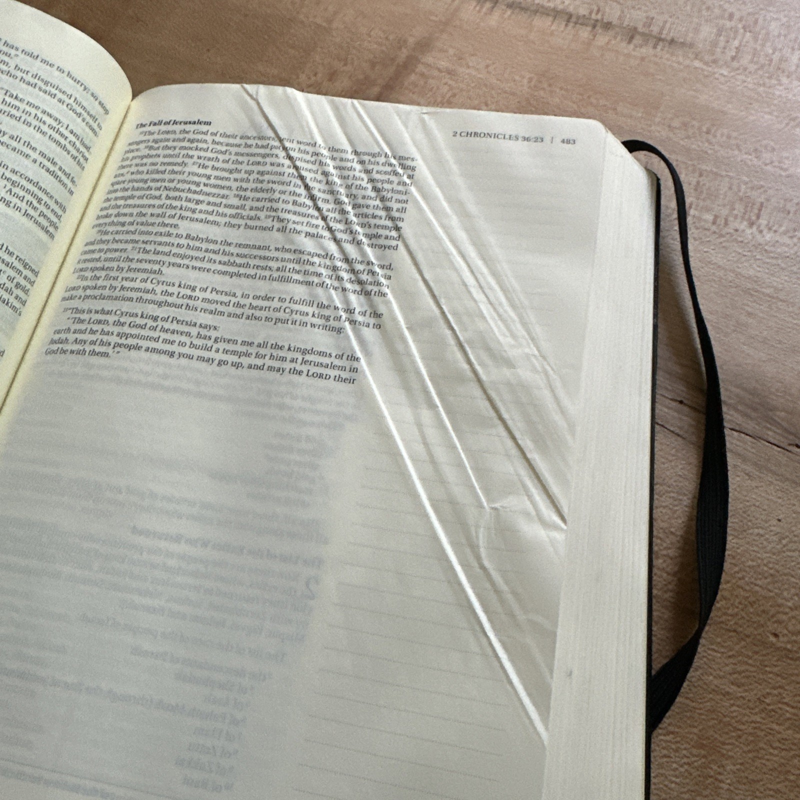 NIV, Holy Bible, Journal Edition, Hardcover by Zondervan GOOD CONDITION