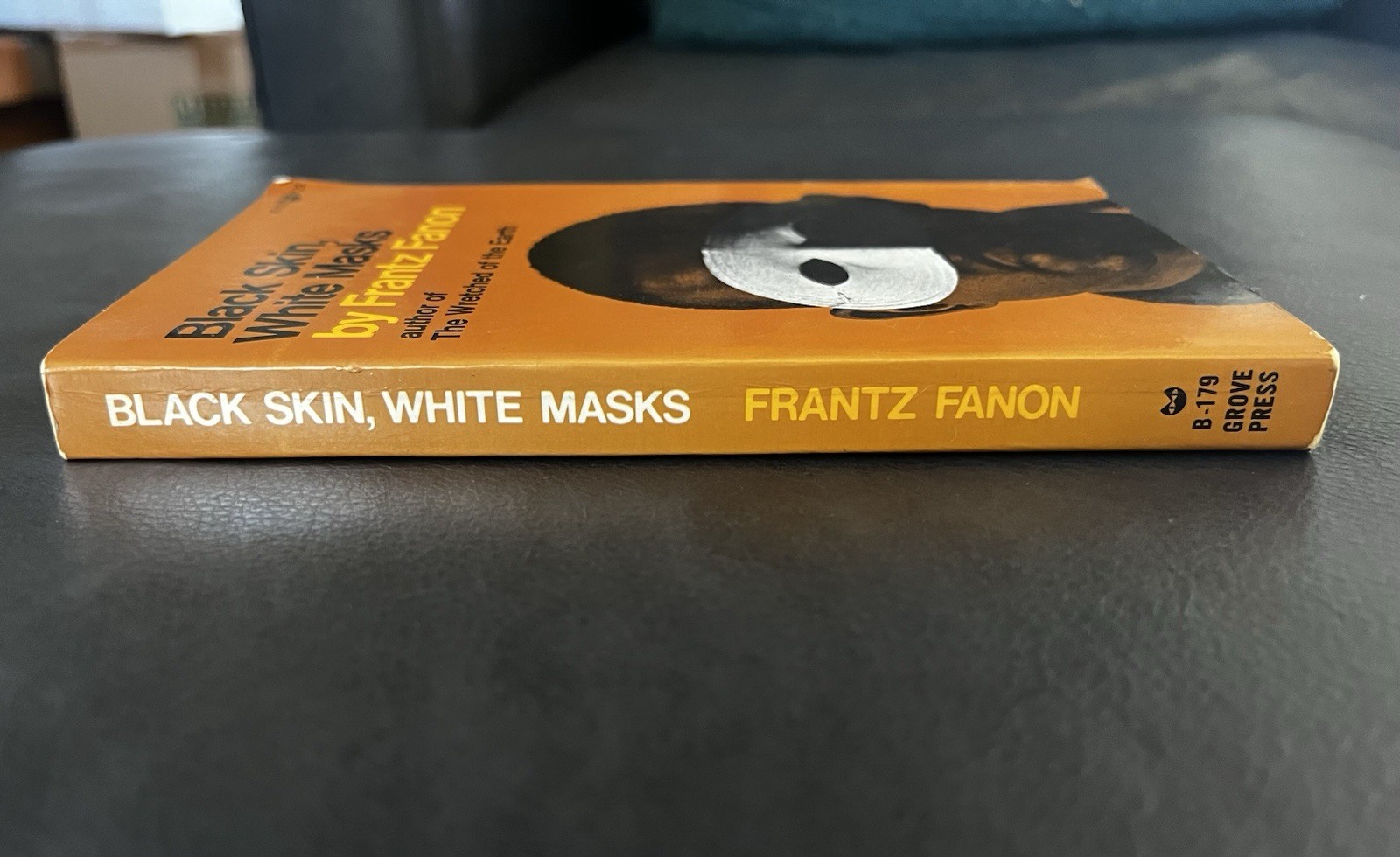 Frantz Fanon – Black Skin White Masks, 1968 1st Black Cat Edition 3rd Printing