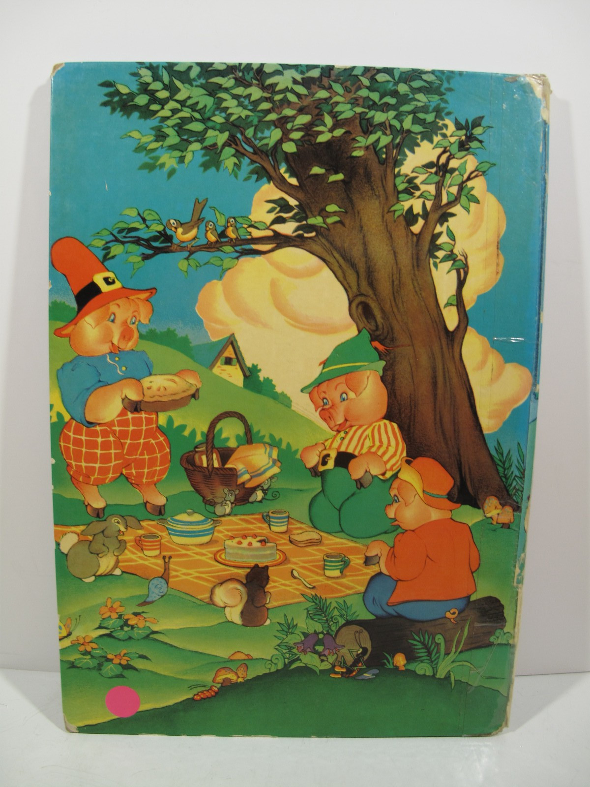 Lot of 4 VTG Books for Crafting~Decor~Wall Art~Wizard of Oz~Bluebeard~Three Pigs