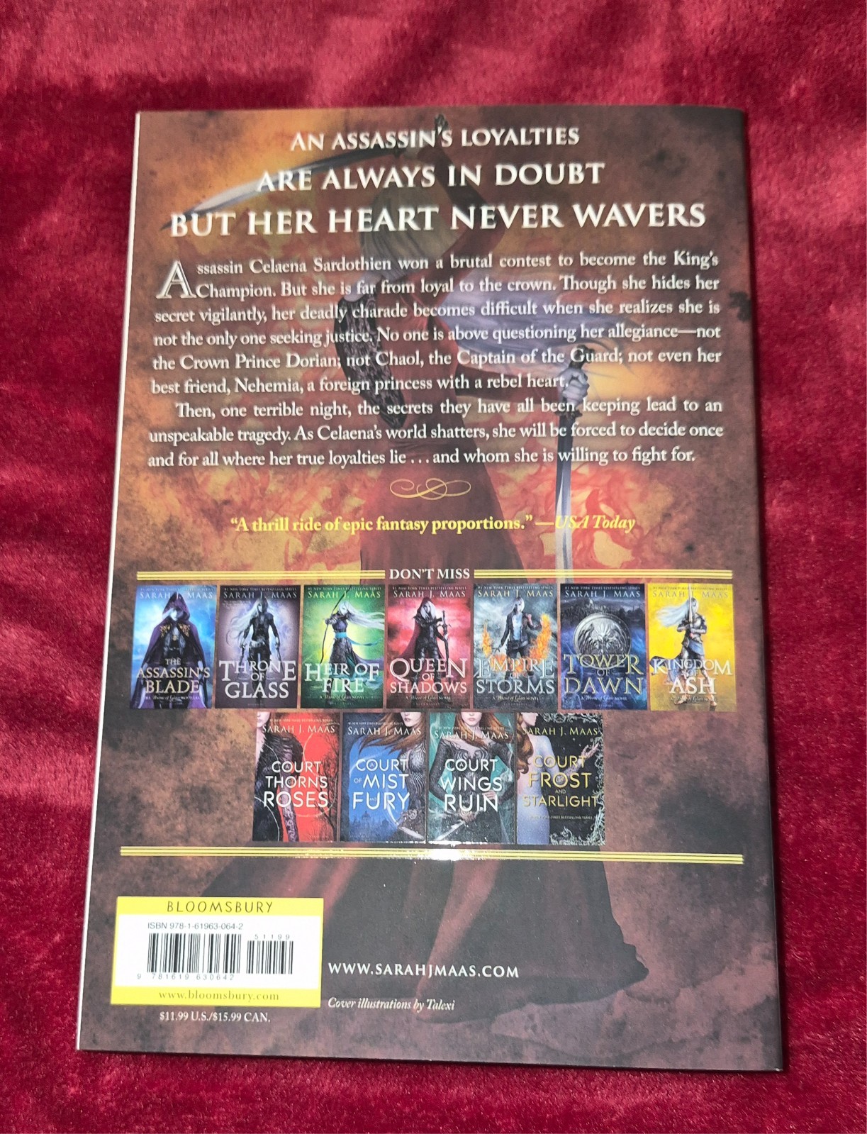 Throne of Glass CROWN OF MIDNIGHT TRADE PAPERBACK Sarah J Maas FANTASY oop cover