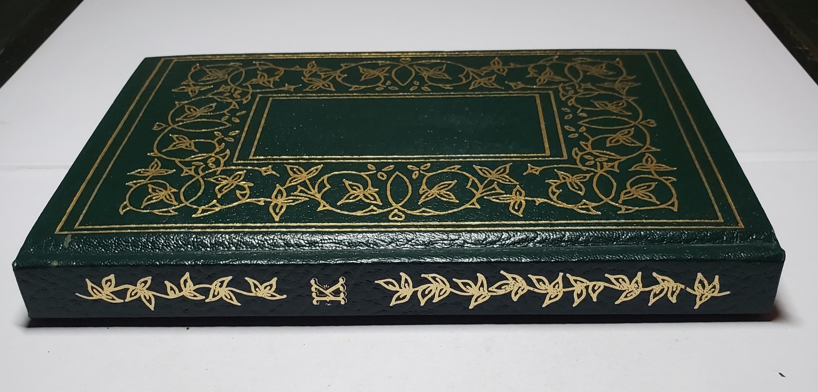 Beatrice Bayley Genealogy Hardcover–The Keeling Family Heritage Book (1983)