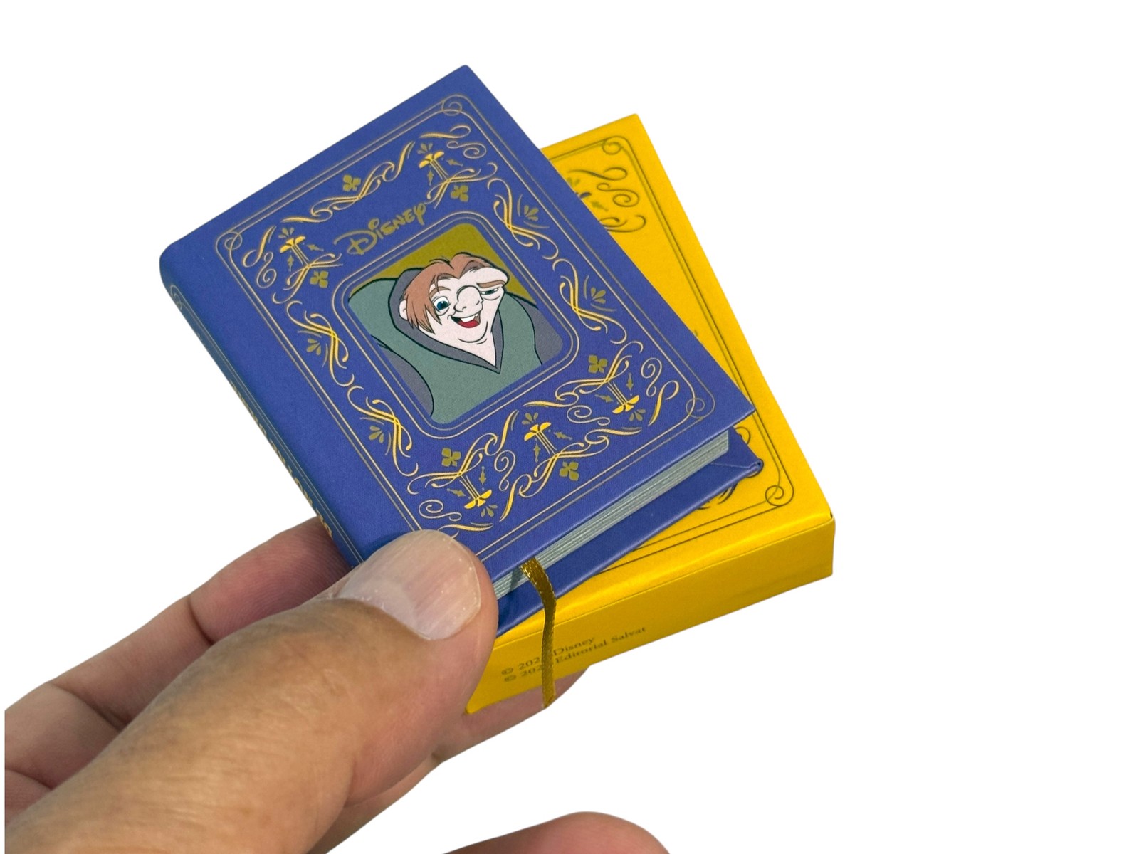 El Jorobado de Notre Dame Mini Book w slipcase hardcover, luxury edition collect