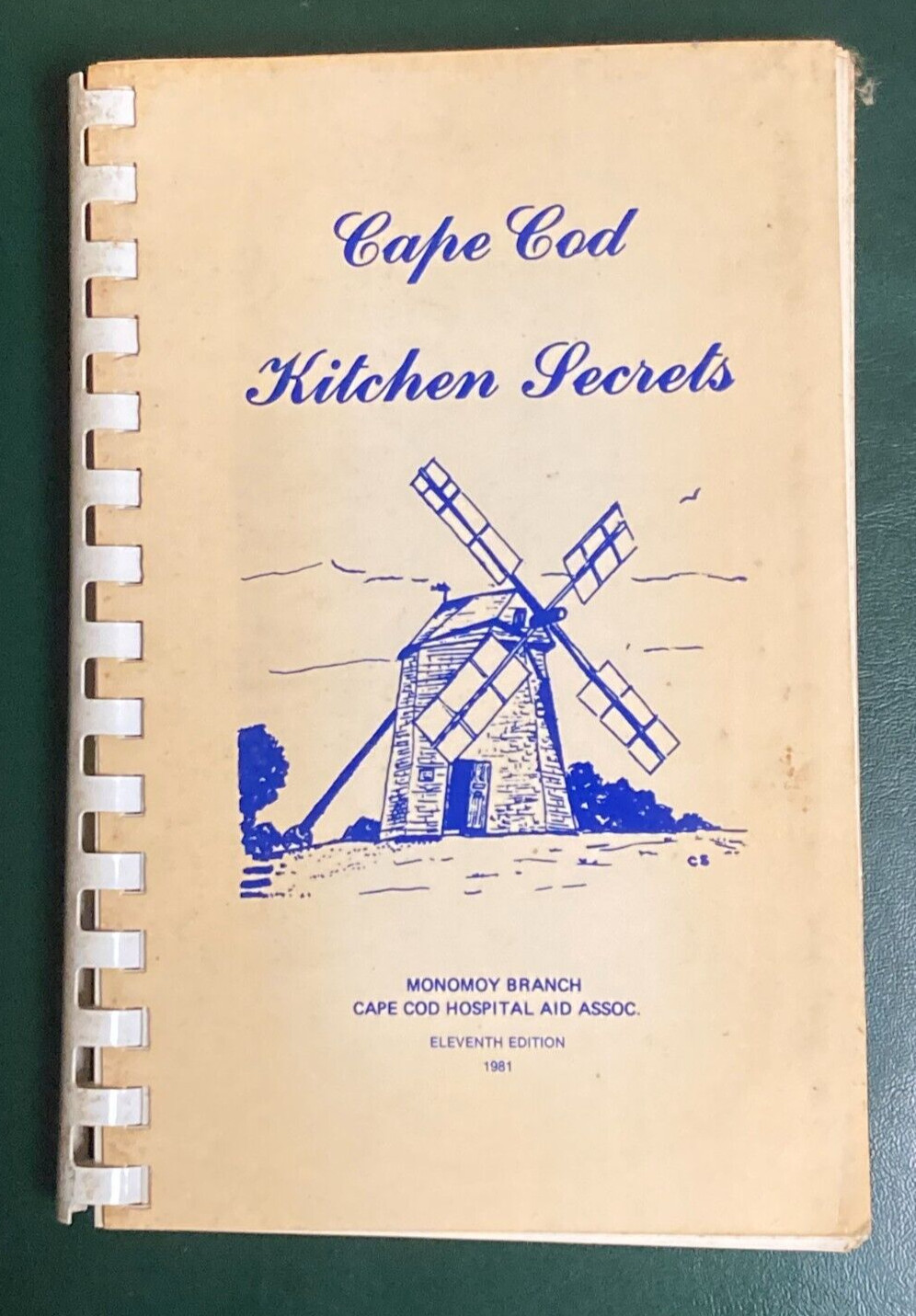 Chatham, Massachusetts Cape Cod Hospital Aid Assoc. 1981 Cookbook 184 Pages