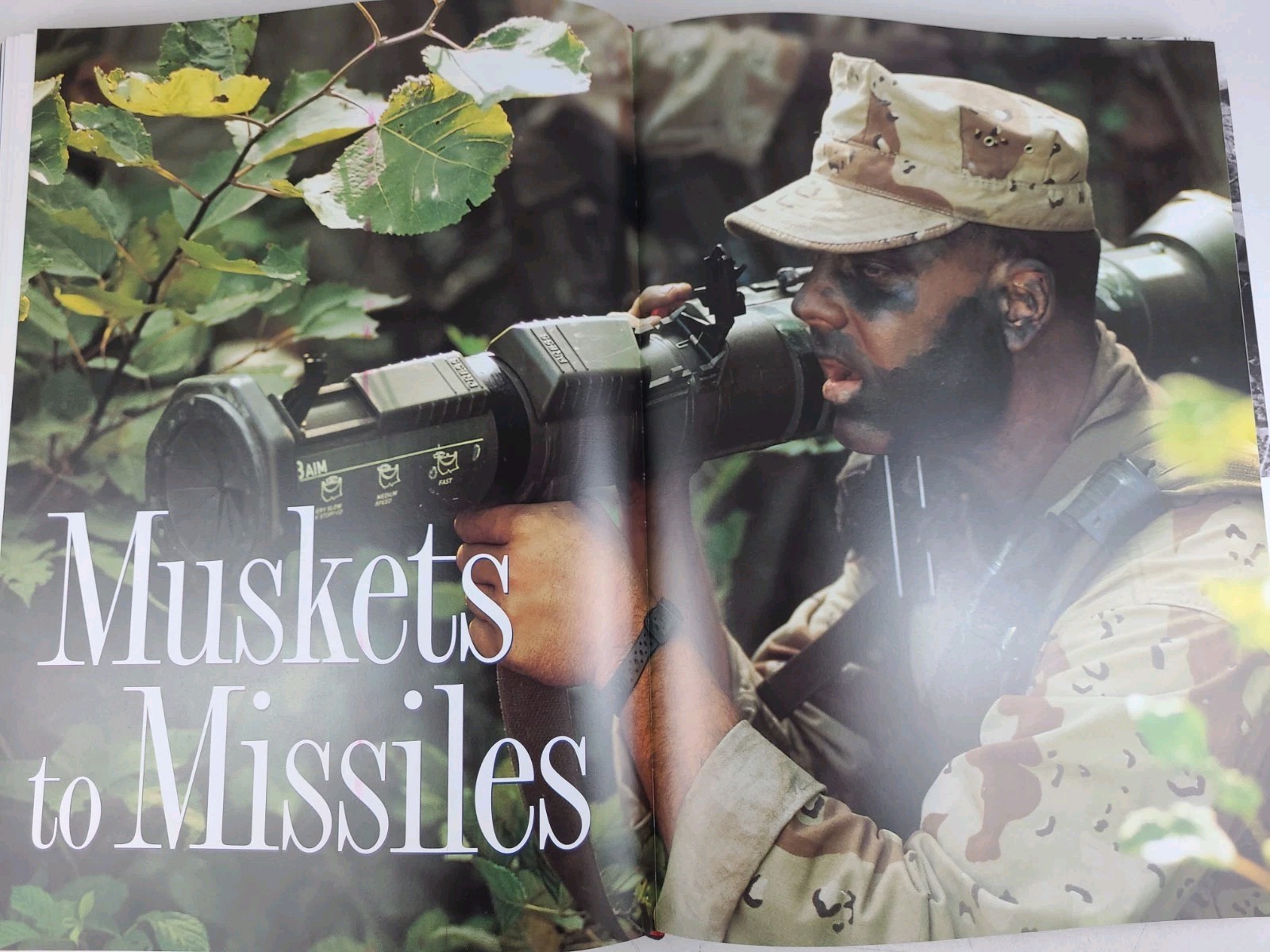 THE MARINES Marine Corps Heritage Foundation ILLUSTRATED BOOK 1998 LARGE