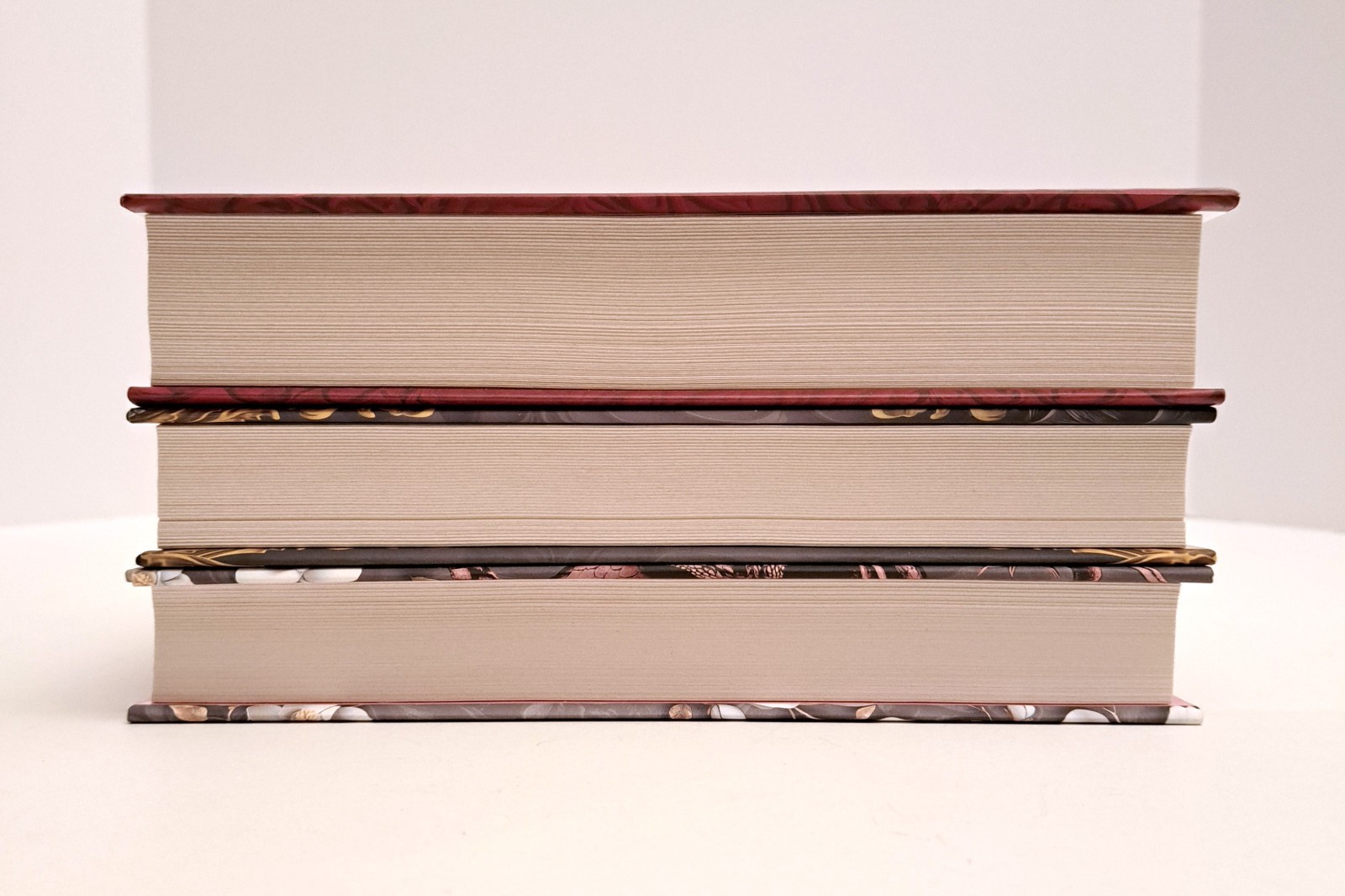Bloodwing Academy HC Books 1-3 Boleyn – Dark Academia Vamp Romantasy – Like New
