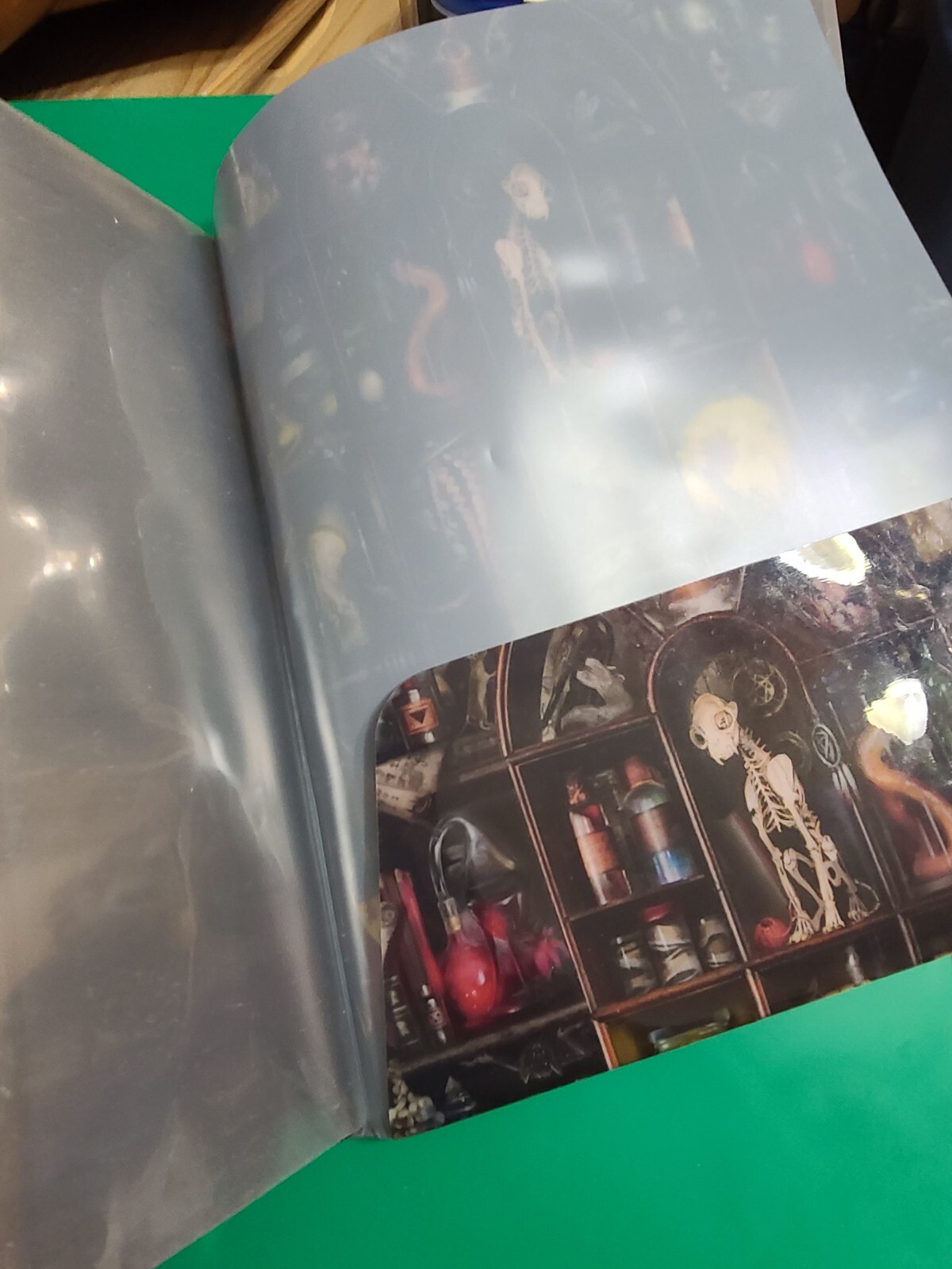 Dungeons Dragons Dragon of Icespire Peak Adventure + D&D Ultra Pro Folio Folder