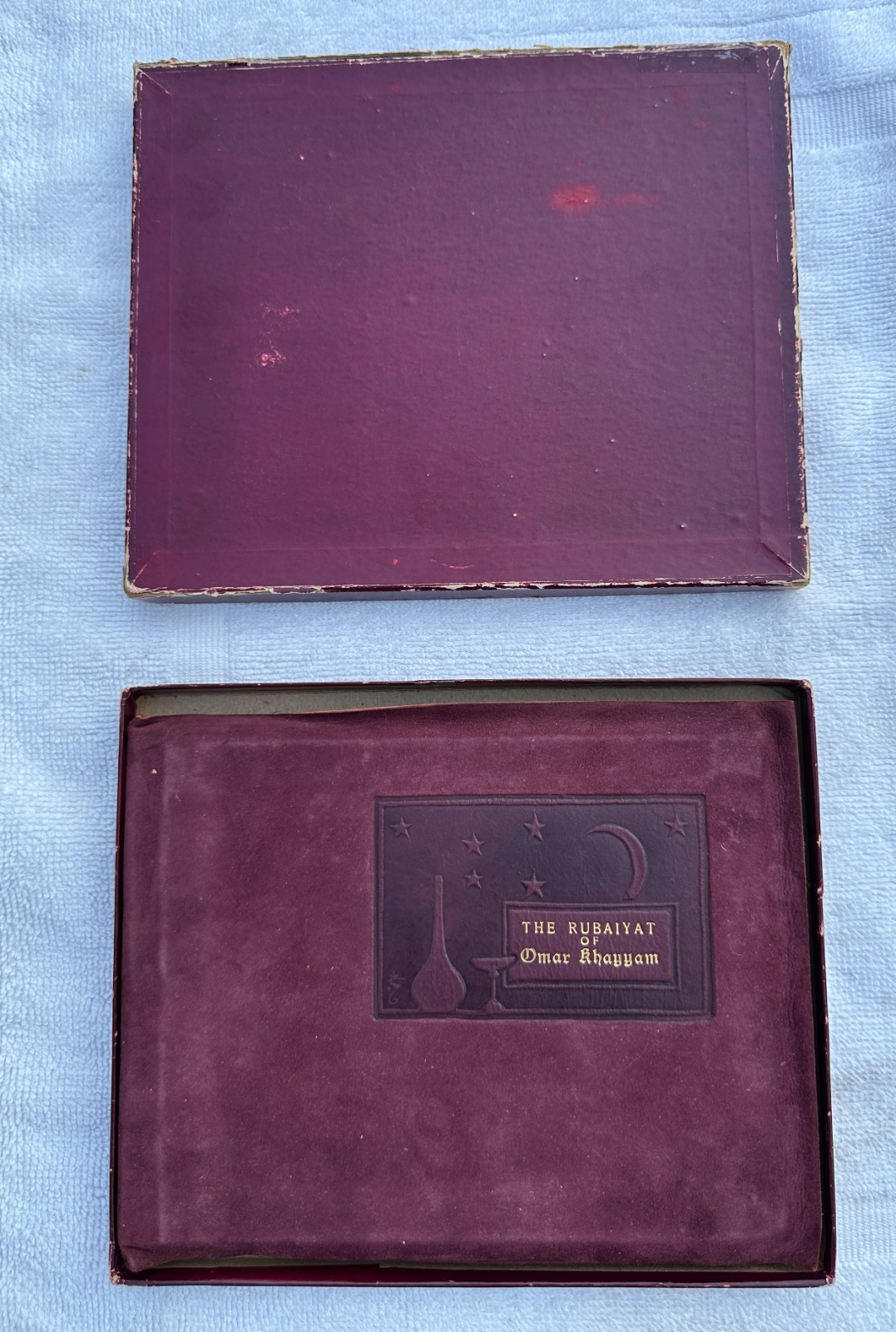 Vintage 1922 The Rubaiyat Of Omar Khayyam Suede Cover Book by Roycrofters w/ Box