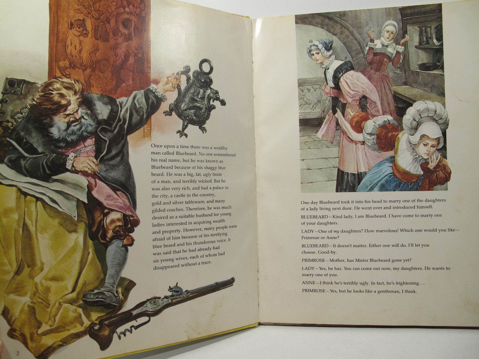 Lot of 4 VTG Books for Crafting~Decor~Wall Art~Wizard of Oz~Bluebeard~Three Pigs